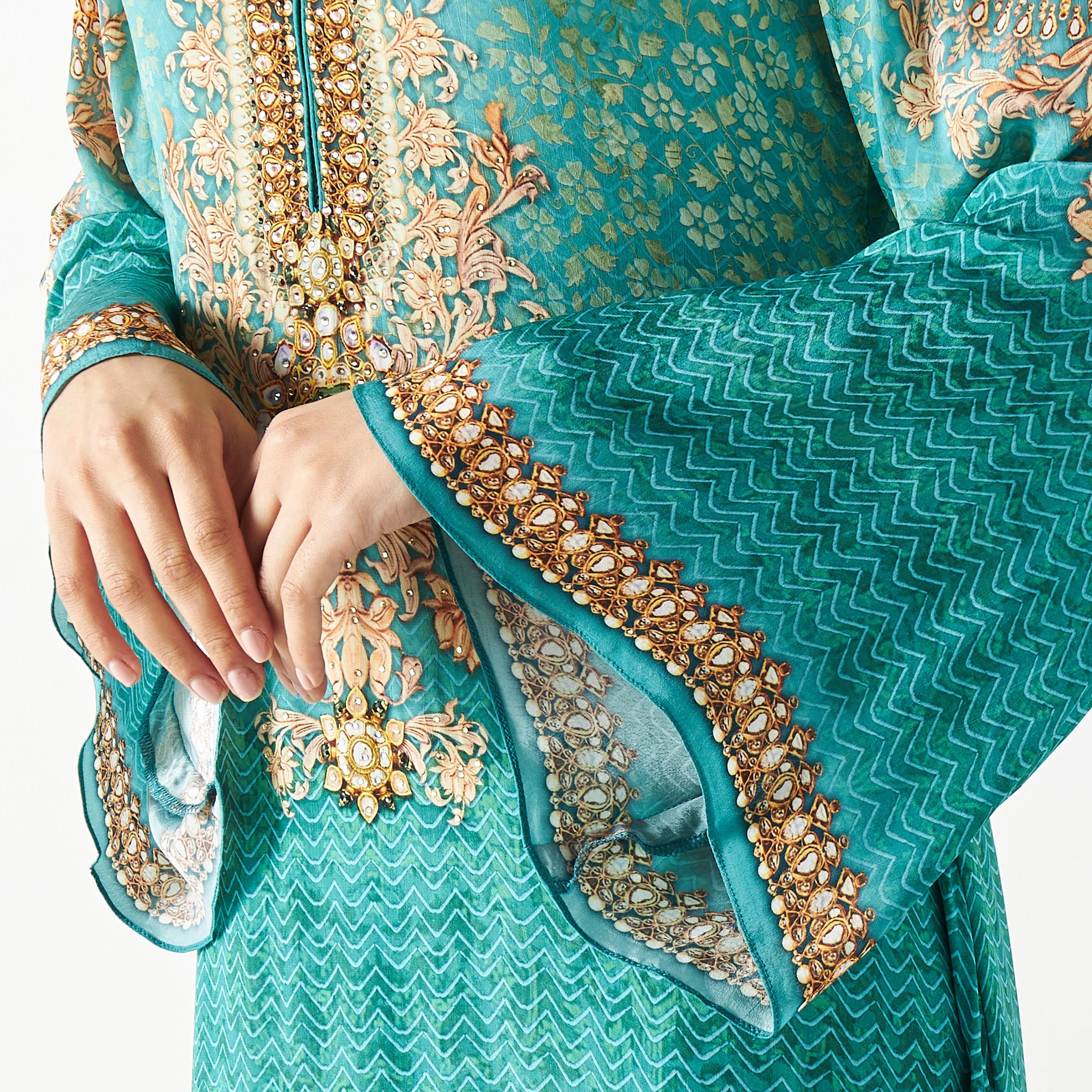Embellished Round Neck Maxi Dress with Flared Sleeves-women-arabicclothing-kaftan-image-4
