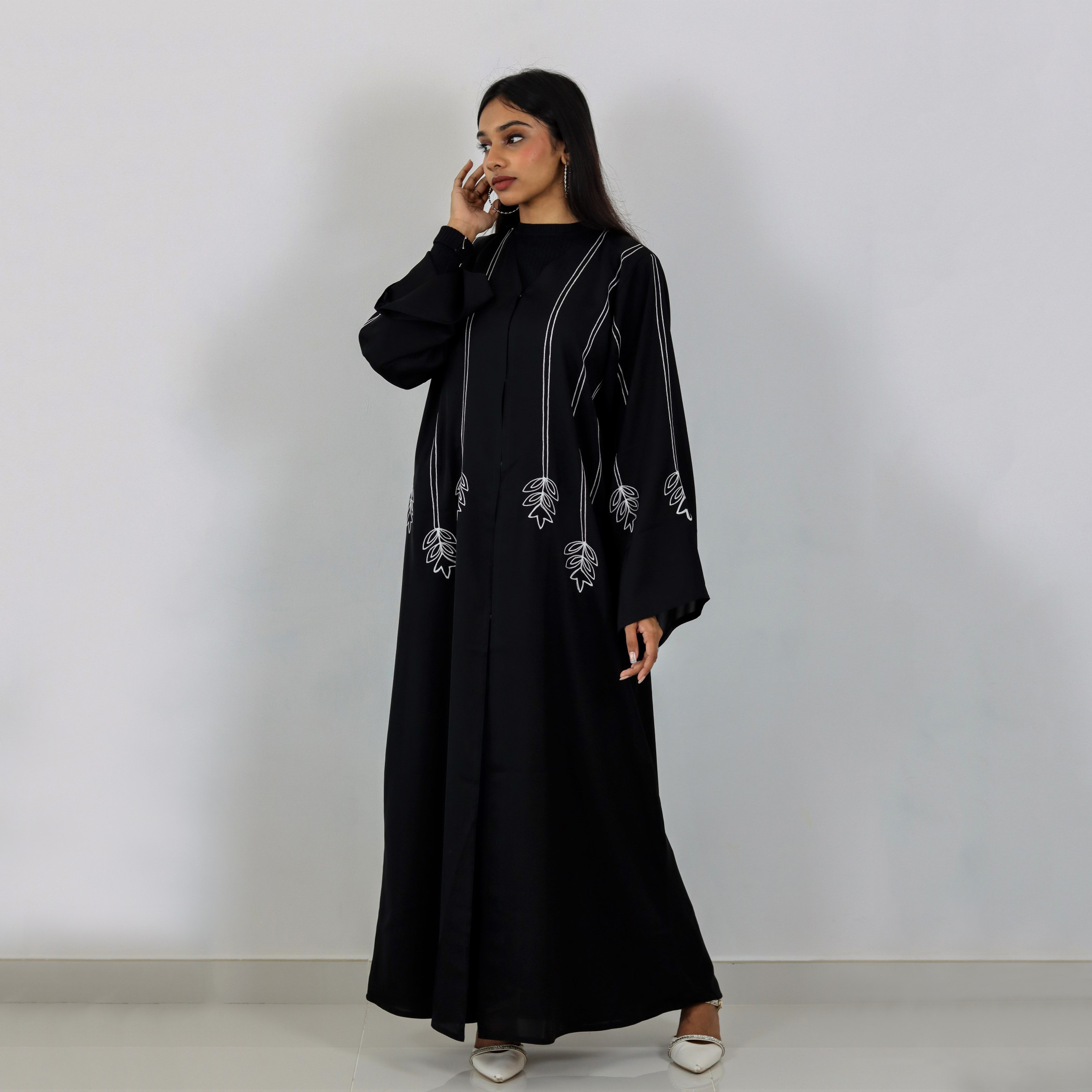 Nukhbaa Printed V-neck Abaya with Hijab-women-arabicclothing-abayas-image-4