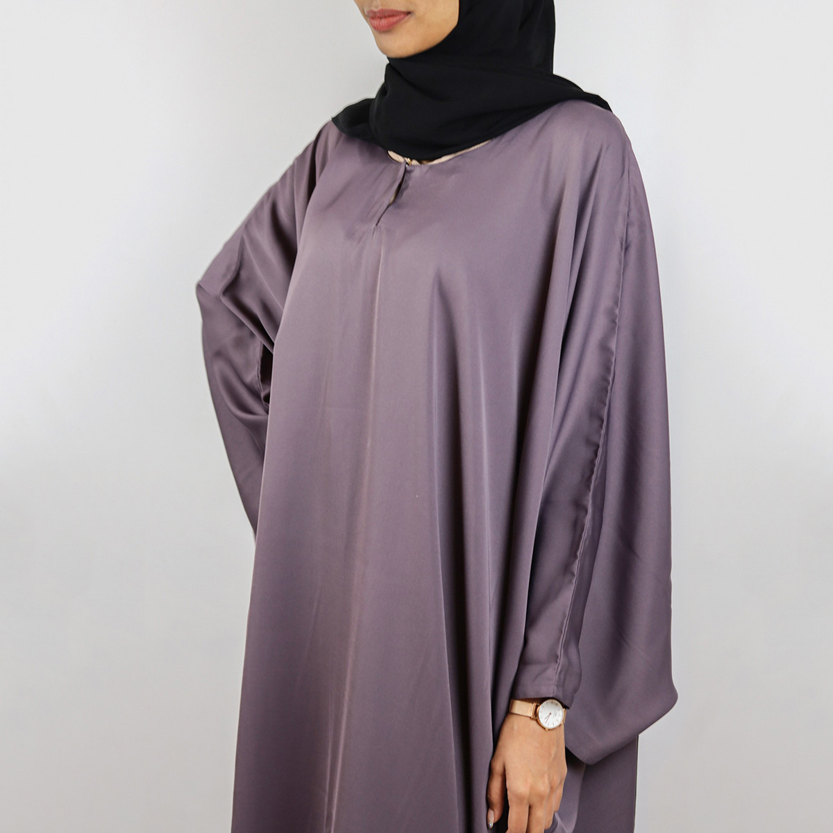 Nukhbaa Solid Abaya with Button Closure-women-arabicclothing-abayas-image-4