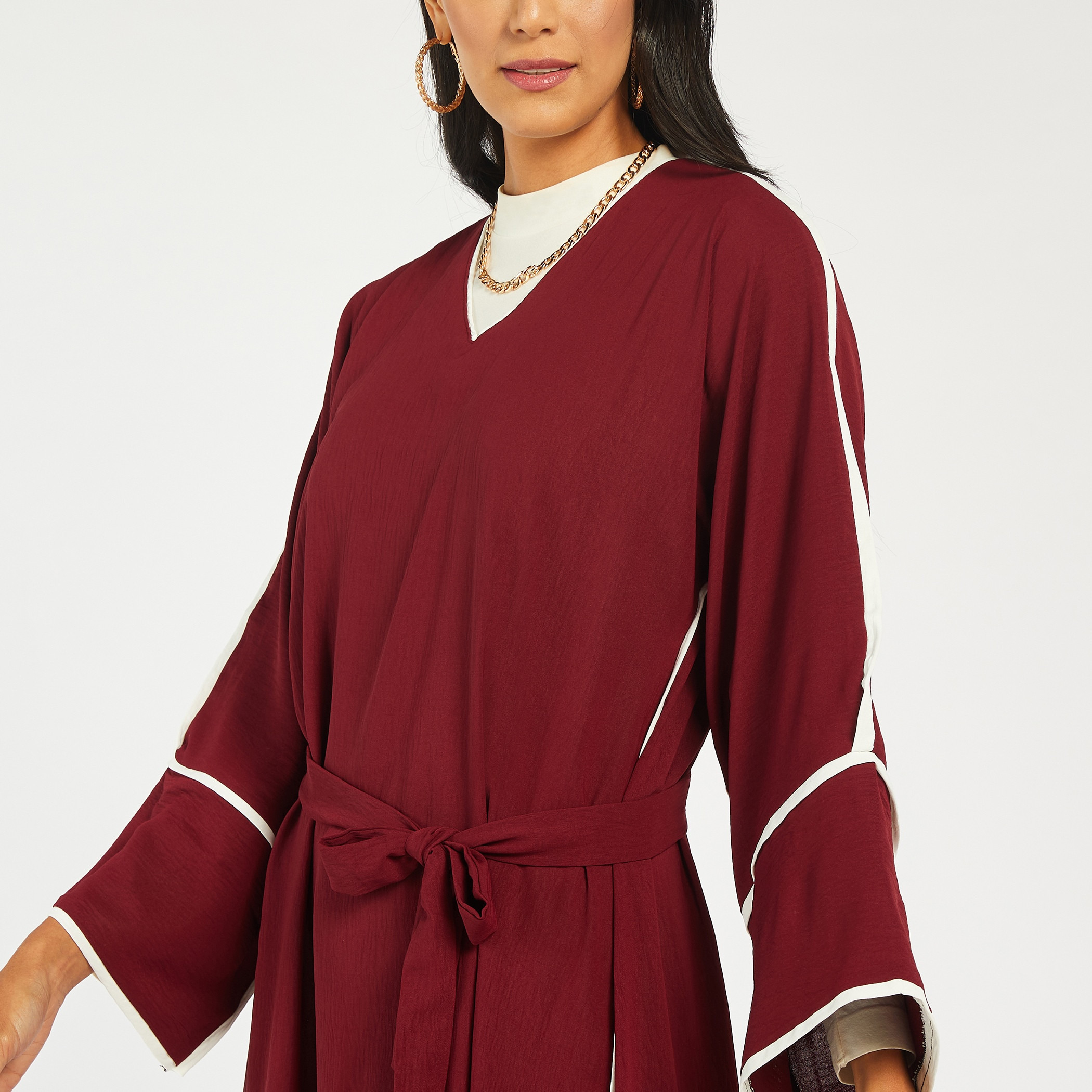 عباية سادة بحزام رباط وحجاب من نُخبة-women-arabicclothing-abayas-image-4