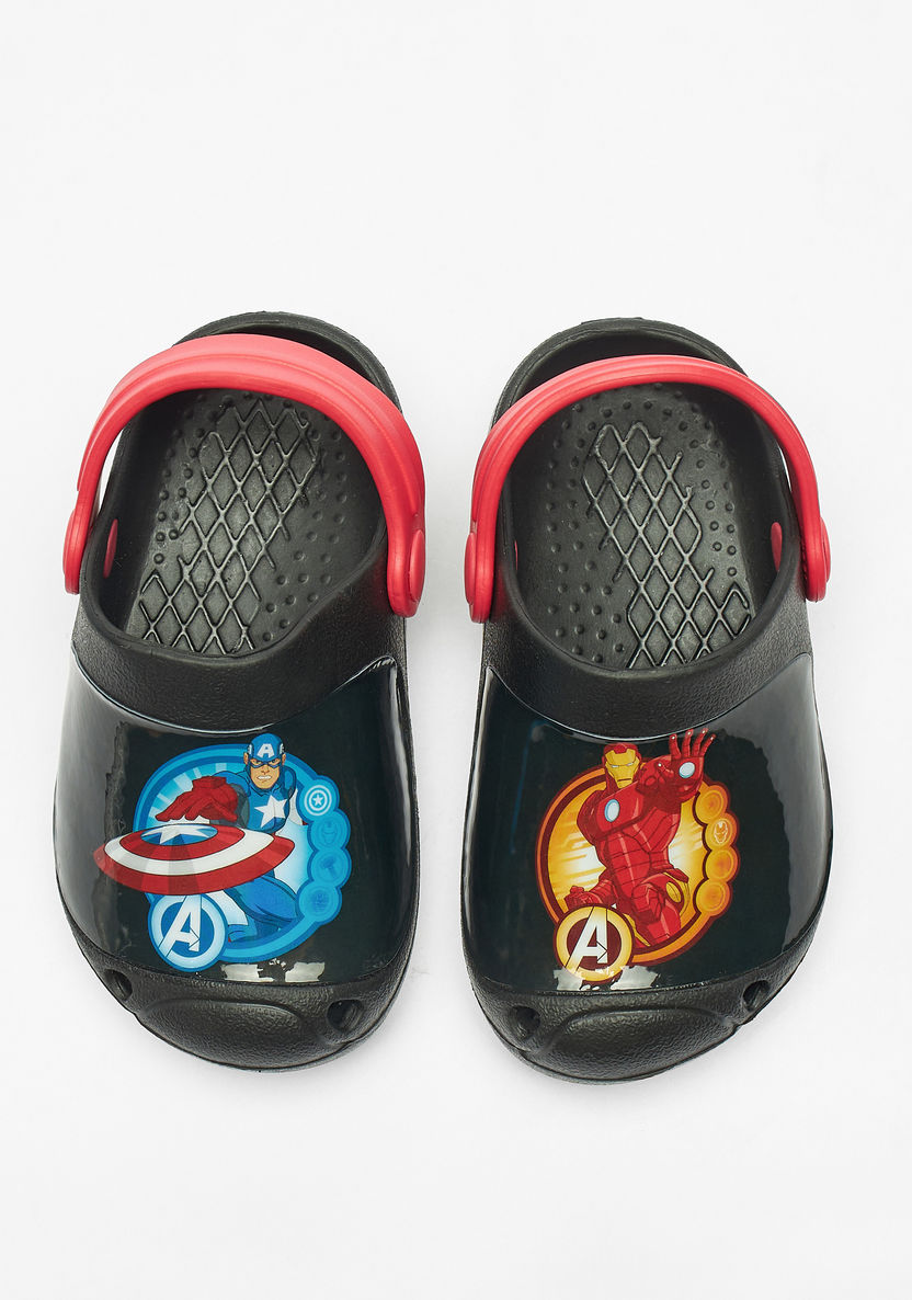 Captain America Print Slip-On Clogs-Boy%27s Flip Flops & Beach Slippers-image-0