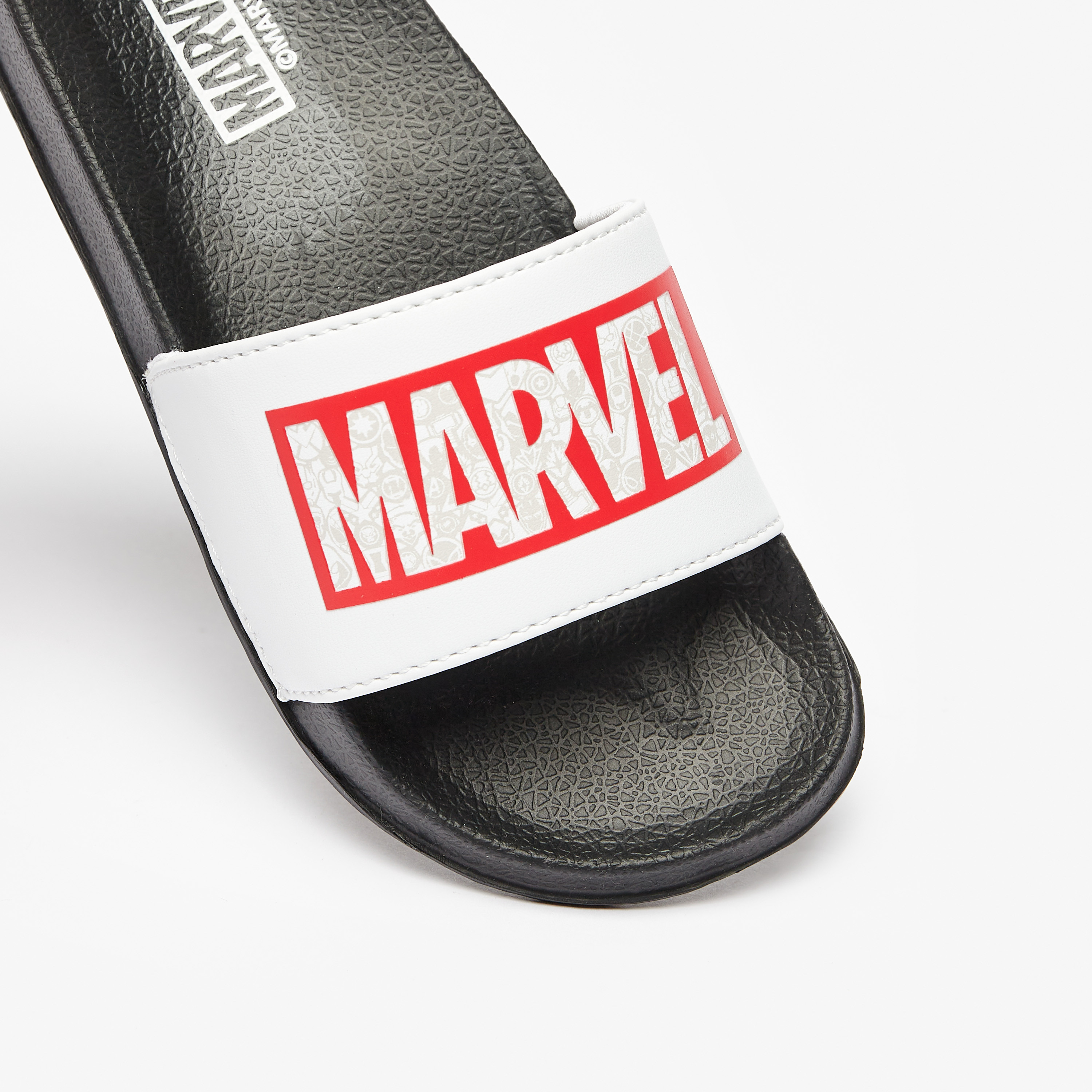 شبشب سهل الارتداء بطبعات من مارفل-boys-shoes-flipflopsandslides-image-4