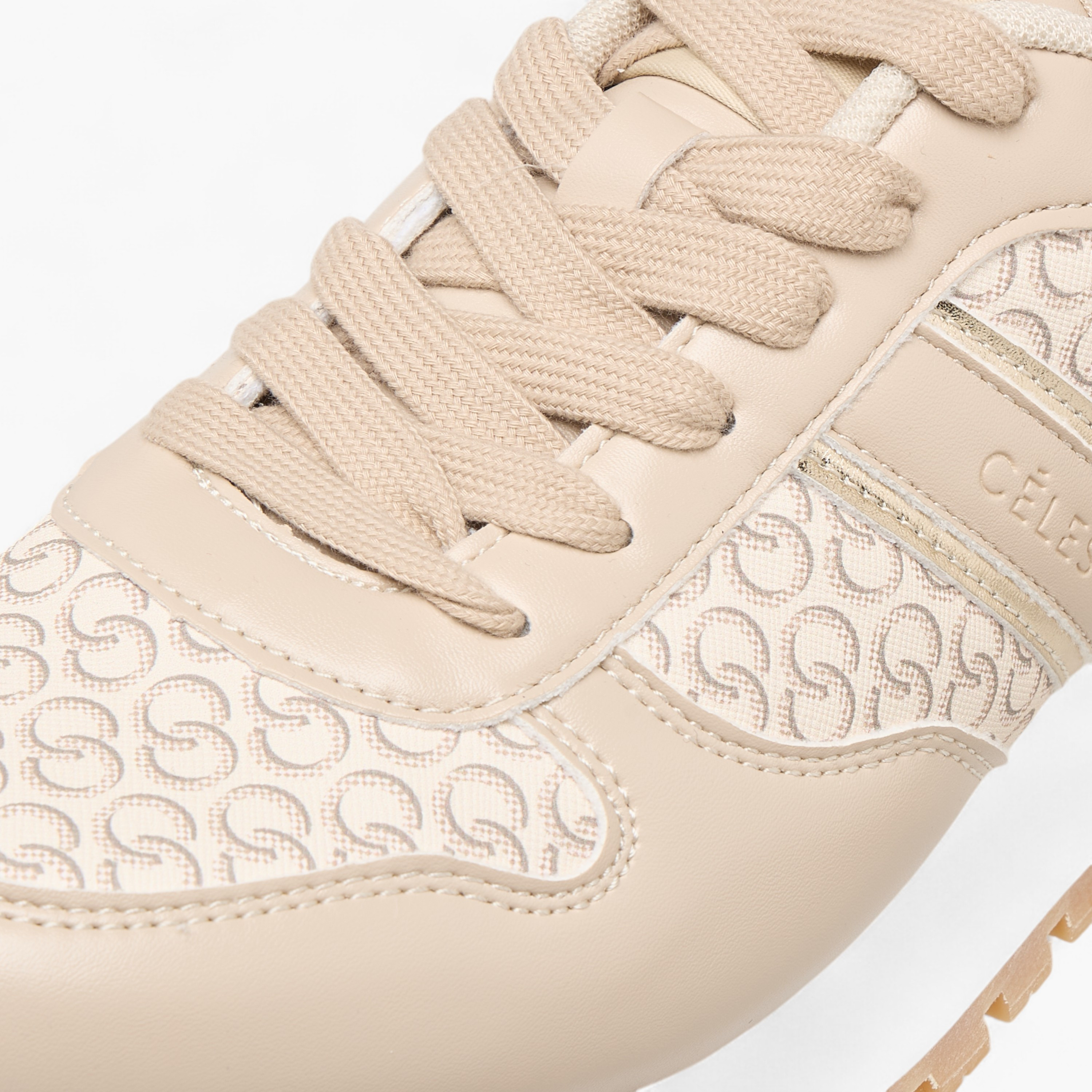 حذاء سنيكرز برباط إغلاق وطبعات مونوجرام للنساء من سيليست-women-shoes-sneakers-image-5