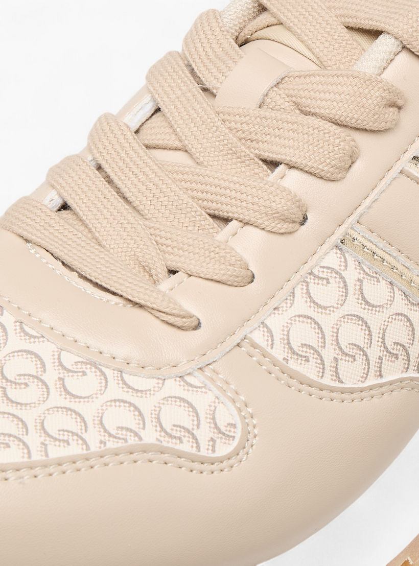 حذاء سنيكرز برباط إغلاق وطبعات مونوجرام للنساء من سيليست-women-shoes-sneakers-image-5