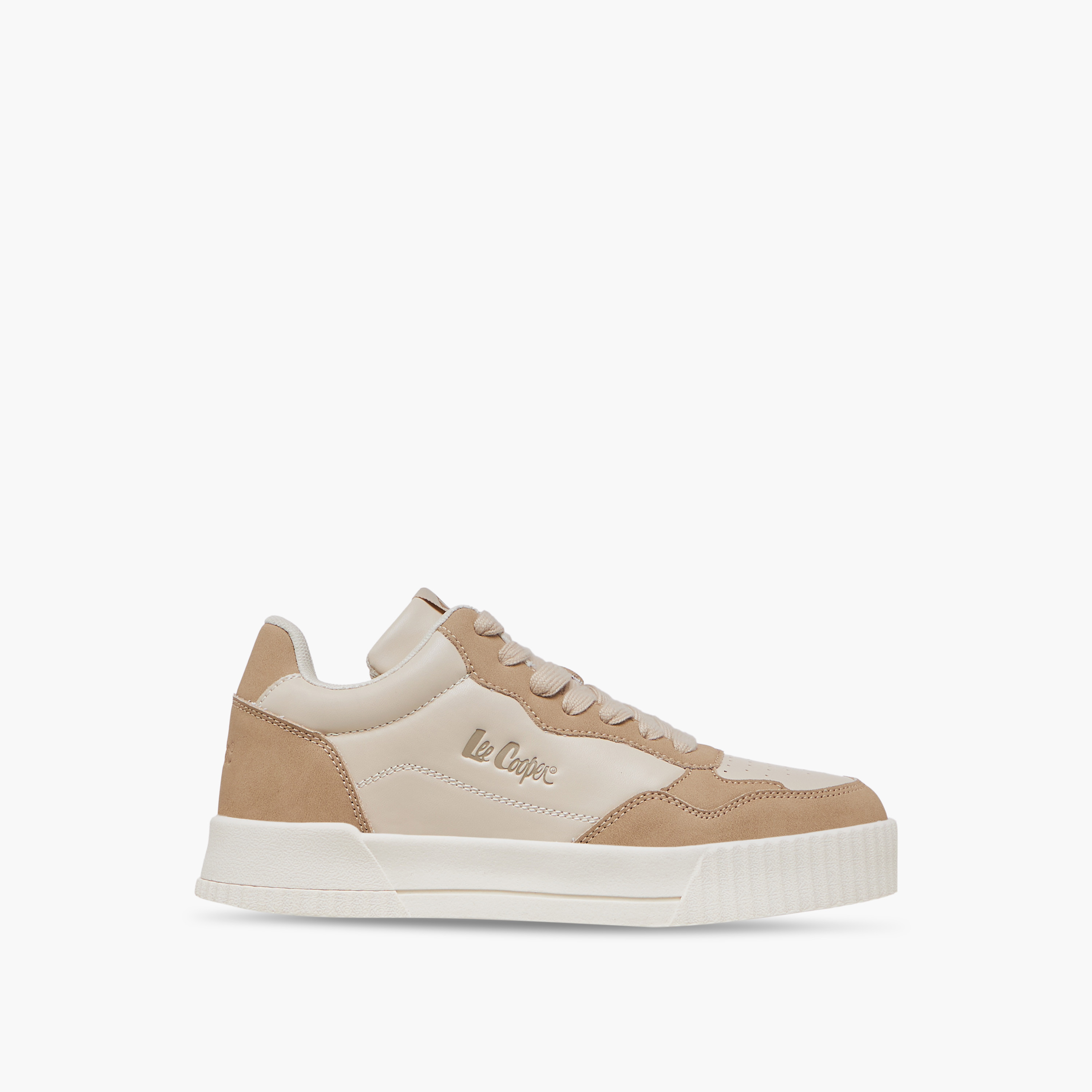 حذاء سنيكرز برباط إغلاق وتفاصيل شعار للنساء من لي كوبر-women-shoes-sneakers-image-3