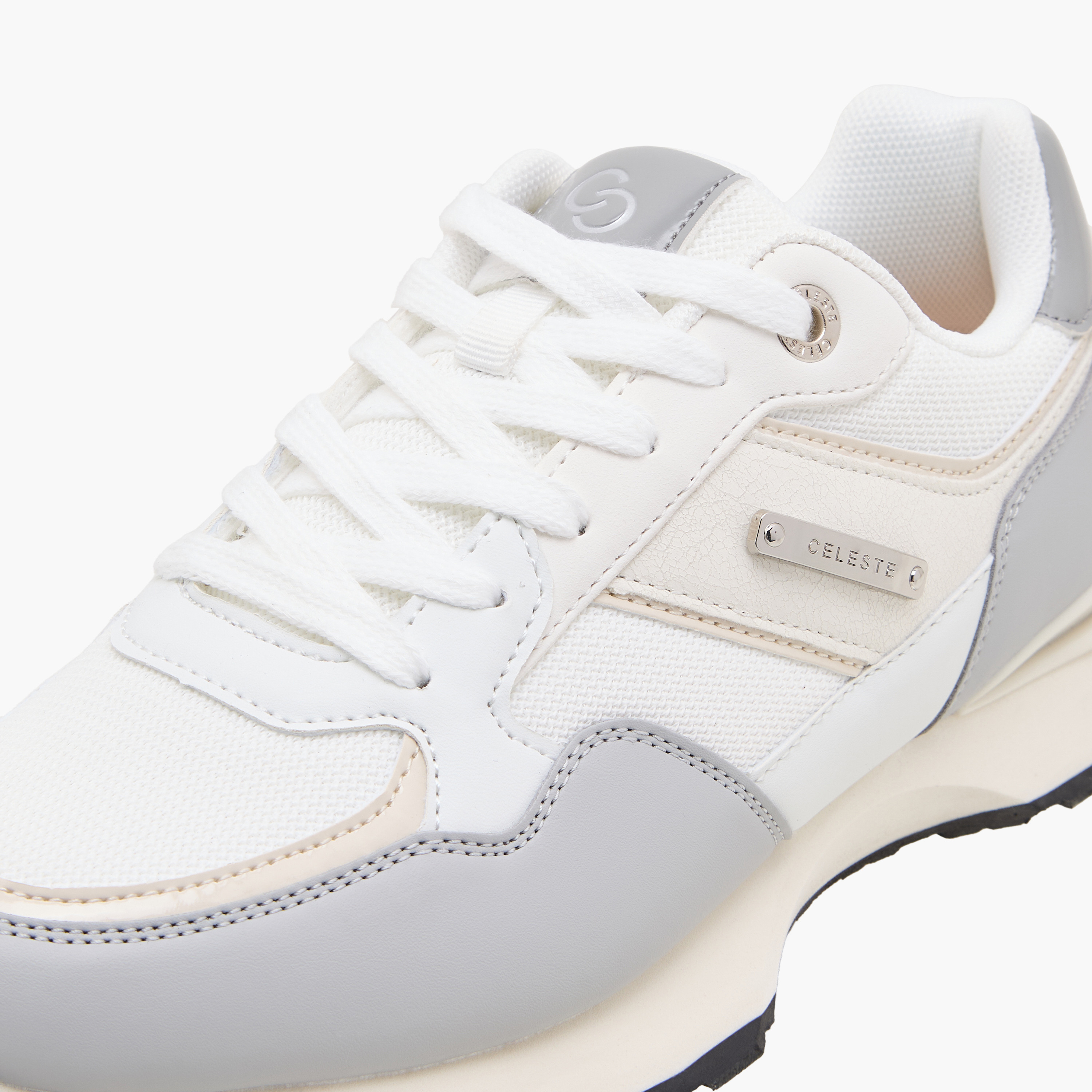 حذاء سنيكرز بألواح ورباط إغلاق للنساء من سيليست-women-shoes-sneakers-image-4