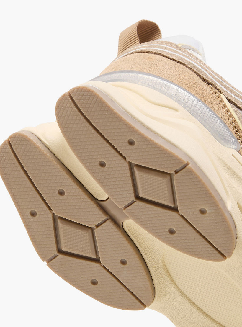 حذاء سنيكرز طول الكاحل برباط إغلاق للنساء من سيليست-women-shoes-sneakers-image-5