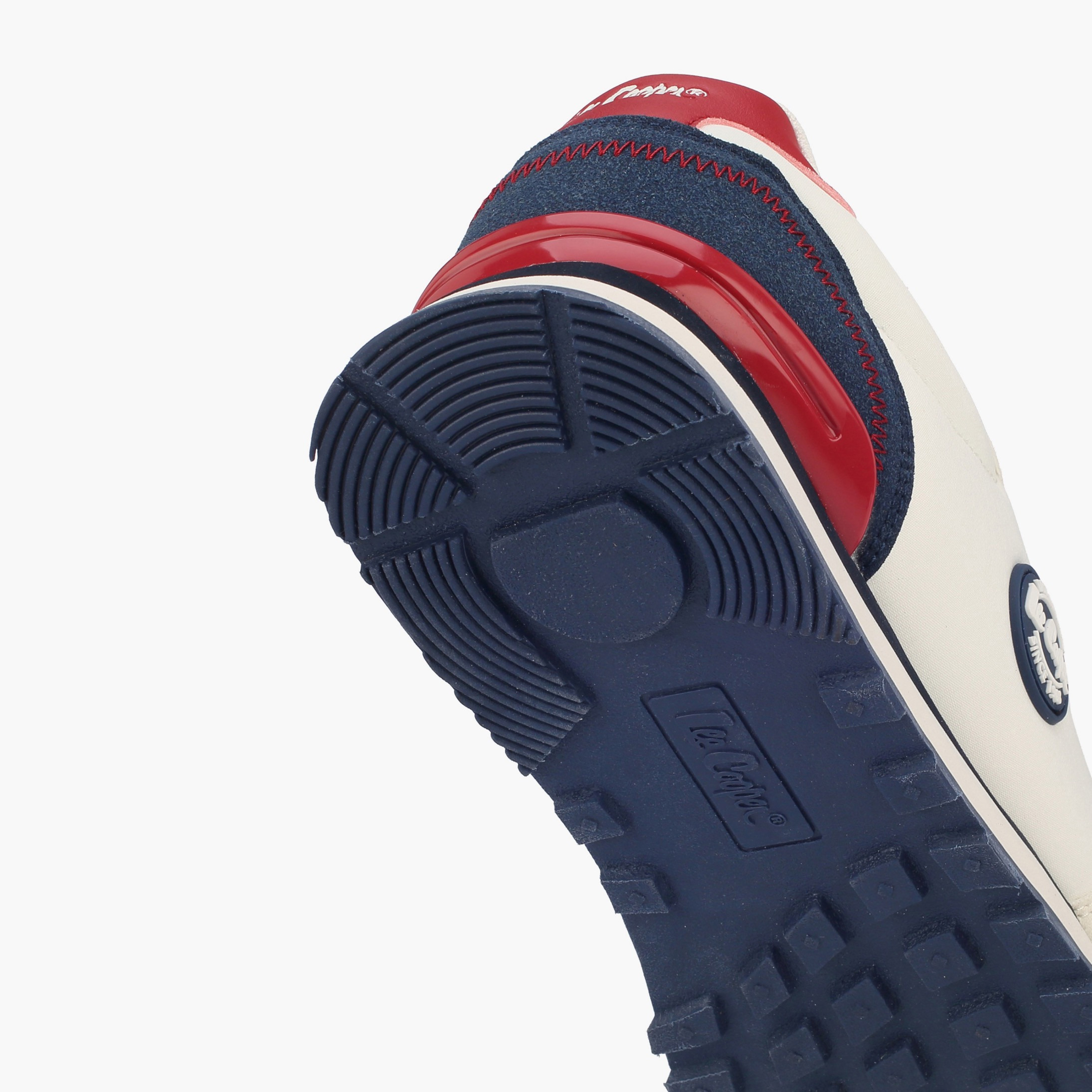 حذاء سنيكرز برباط وشعار للنساء من لي كوبر-women-shoes-sneakers-image-5