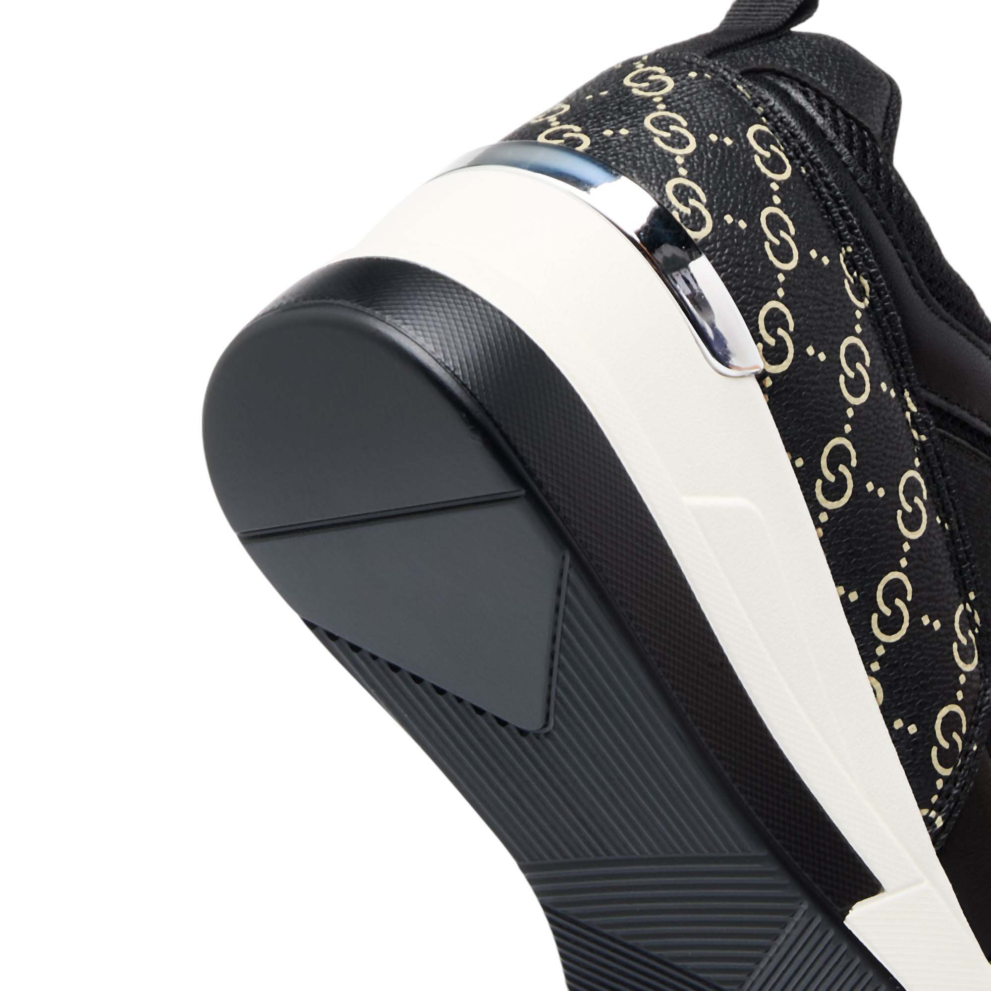 حذاء سنيكرز سهل الارتداء بكعب ويدج وطبعات مونوجرام للنساء من سيليست-women-shoes-sneakers-image-5