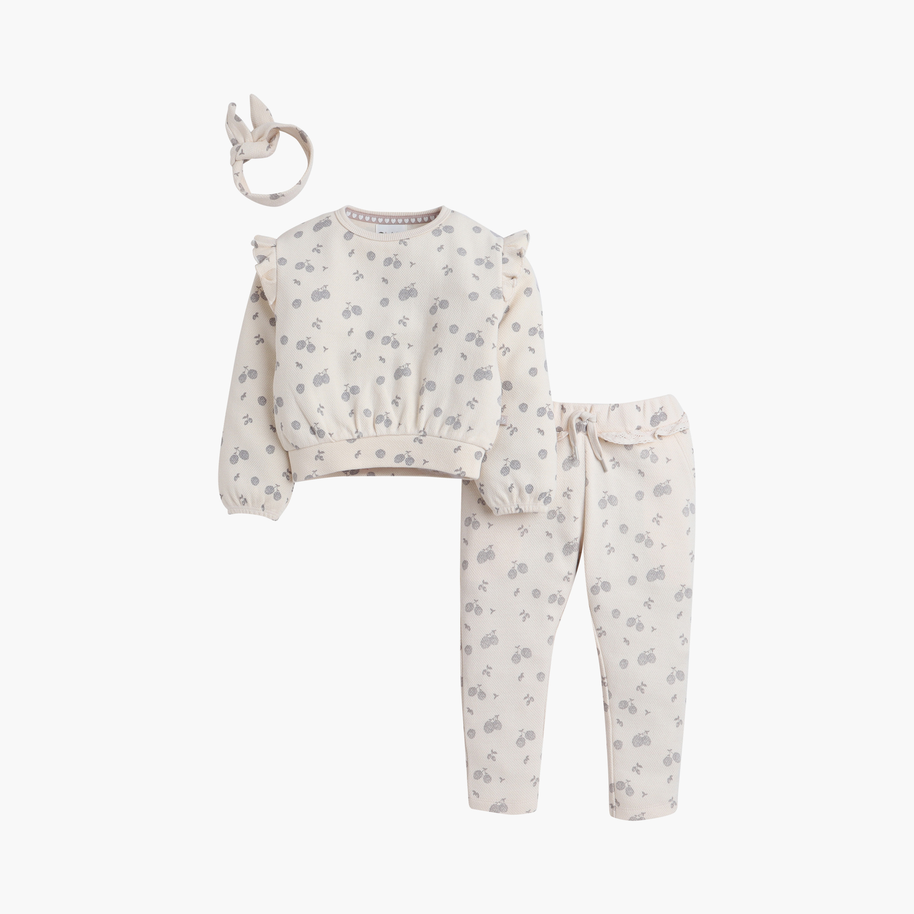 طقم من 3 قطع بلوزة وربطة رأس وبنطلون بطبعة من ديركيه-girls-clothing-winterwear-setsandcoords-image-2