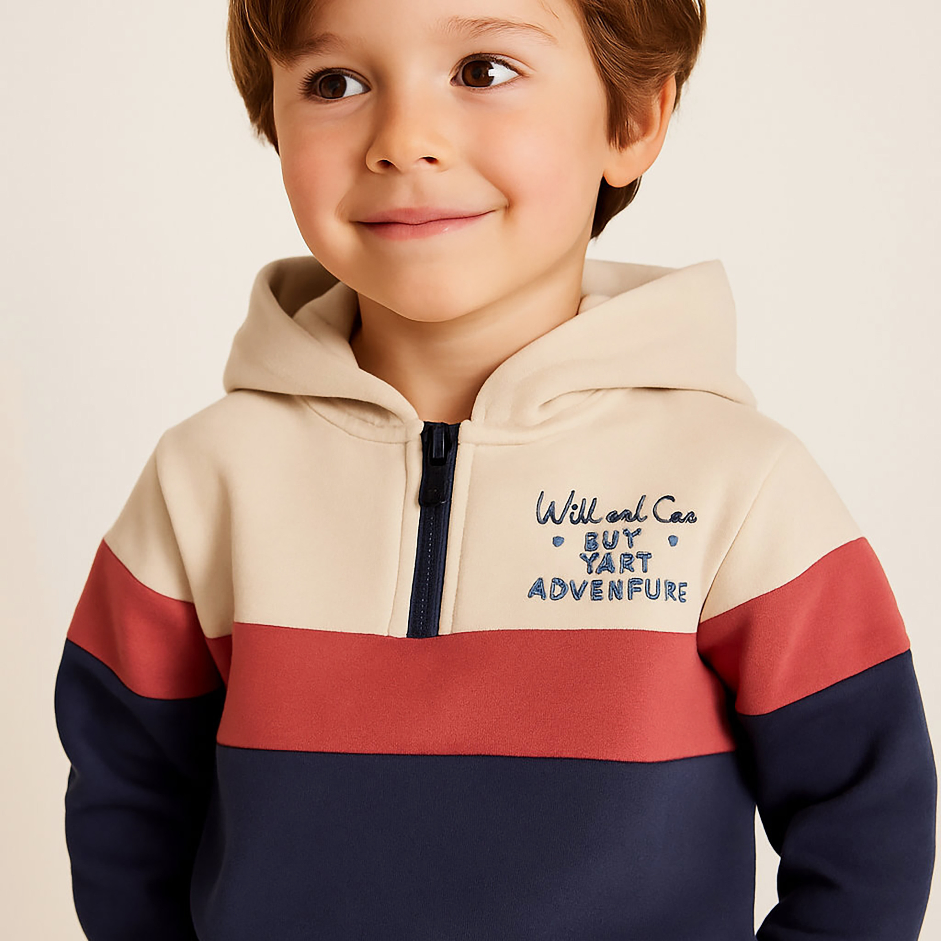 طقم من قطعتين هودي وبنطلون رياضي بطبعة من ديركيه-boys-clothing-setsandcoords-image-4