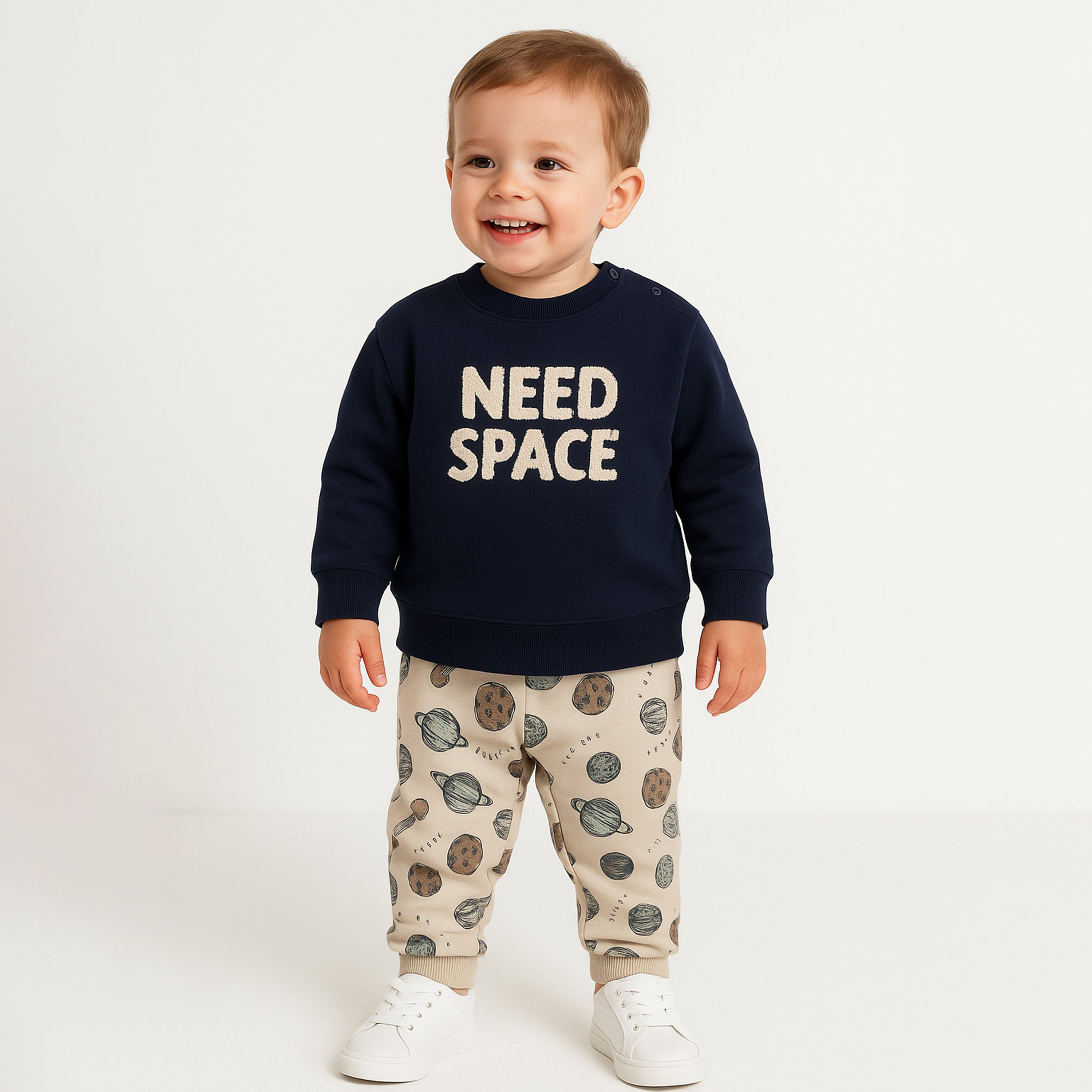 طقم من قطعتين سويت شيرت وبنطلون رياضي بطبعة نيد سبيس من ديركيه-baby-boys-clothing-winterwear-setsandcoords-image-1