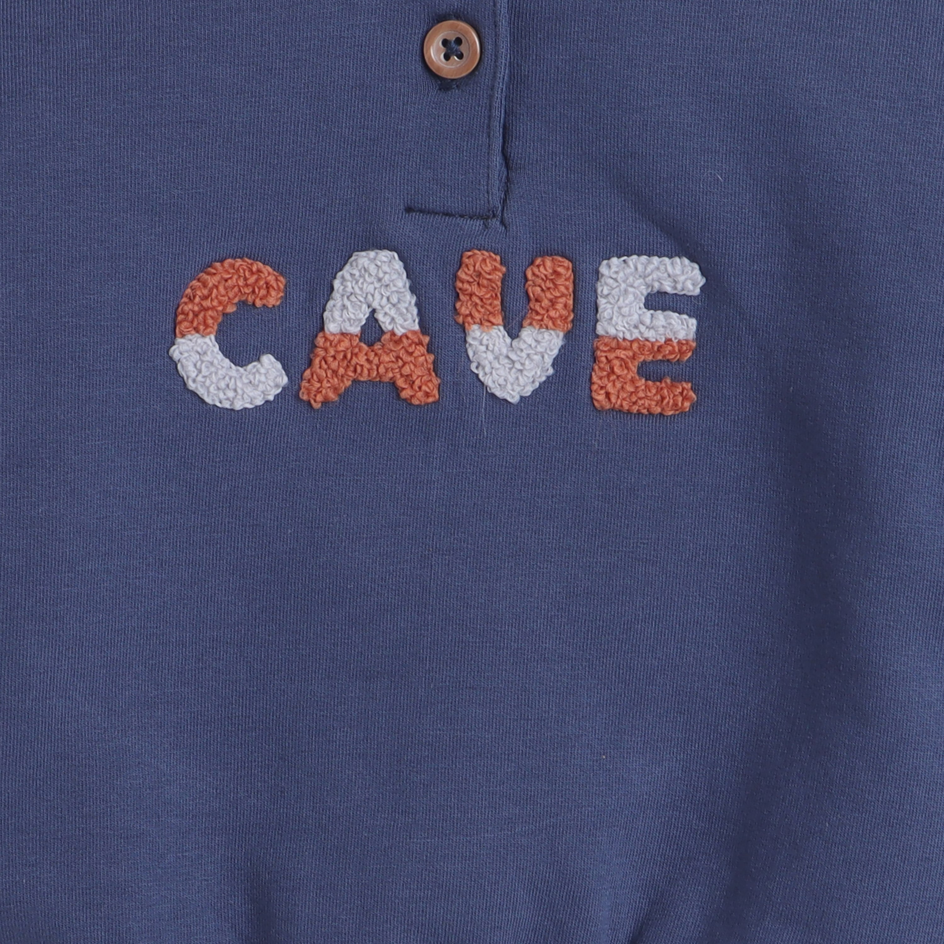 طقم من قطعتين هودي وبنطلون بطبعة مان كيف من ديركيه-baby-boys-clothing-winterwear-setsandcoords-image-2