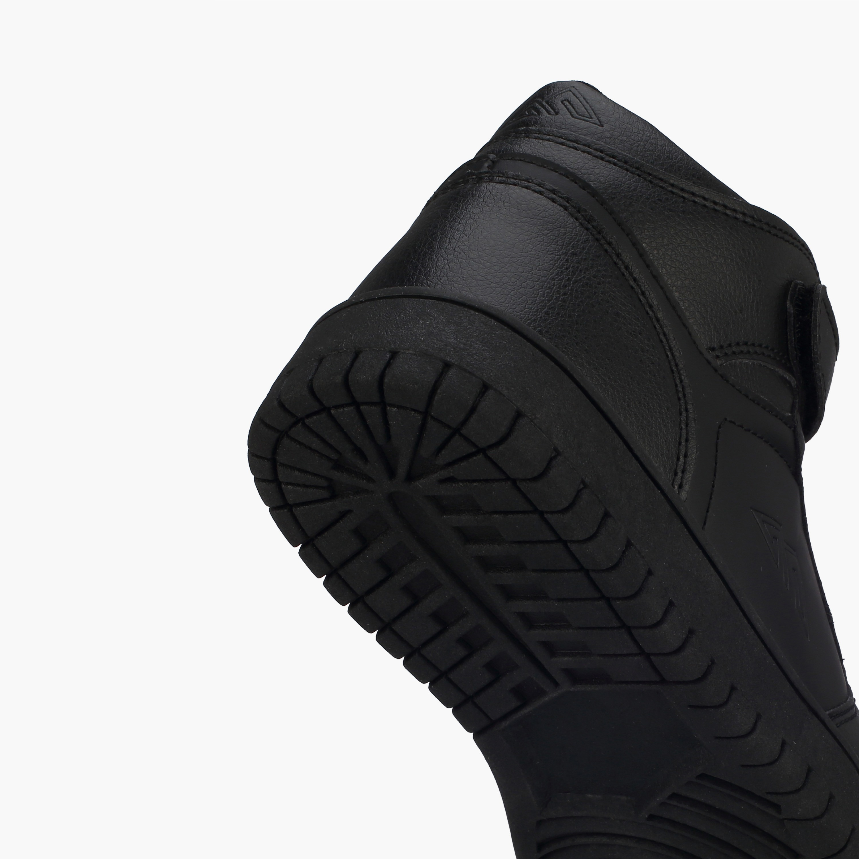 حذاء سنيكرز عالي بشريط إغلاق لاصق للأولاد من أوكلان من شو أكسبريس-boys-shoes-sneakers-image-5