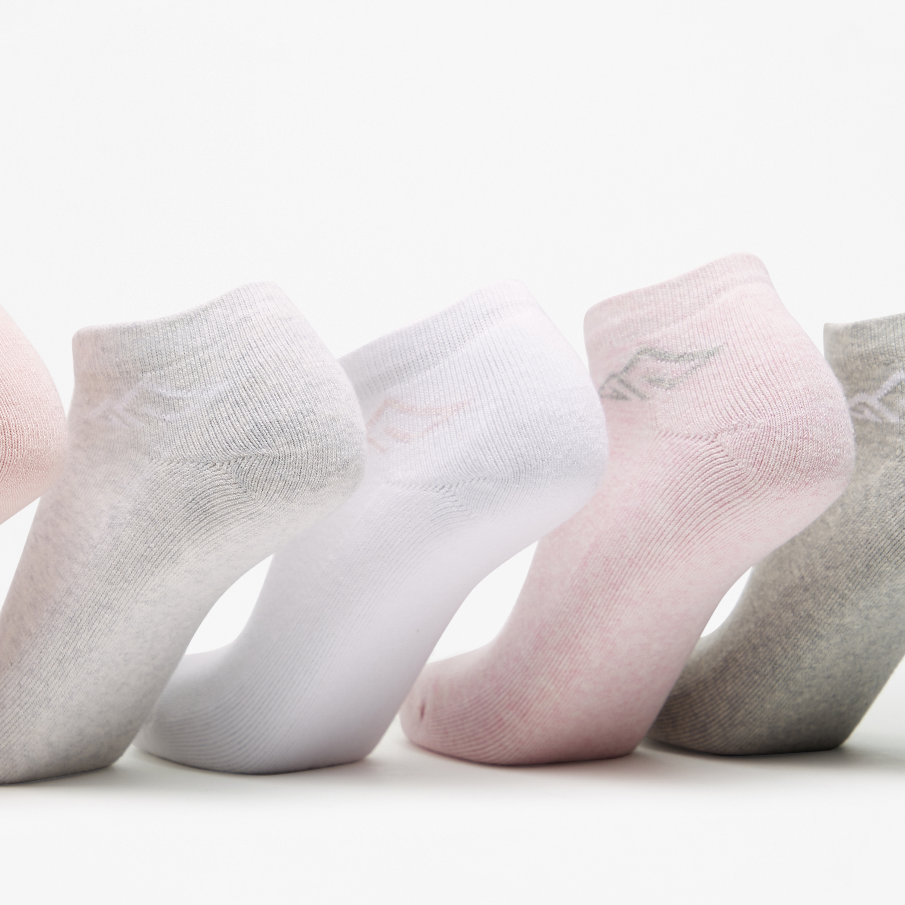 جوارب رياضية مبطنة طول الكاحل بطبعات الشعار من أوكلان - طقم من 5 أزواج-women-socksandstockings-image-4