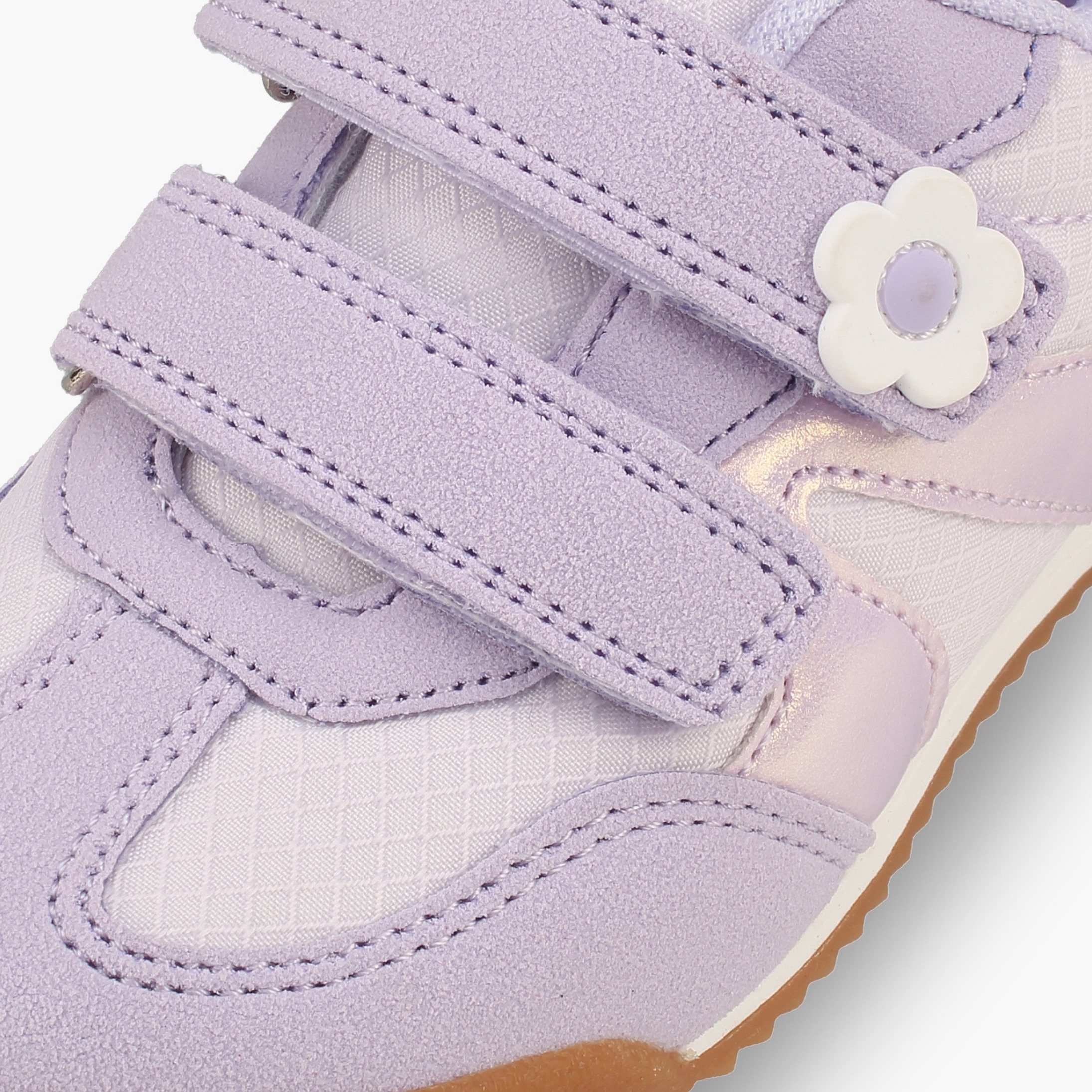 حذاء سنيكرز بشريط إغلاق لاصق وزينة زهور للبنات من جونيورز-girls-shoes-sneakers-image-4