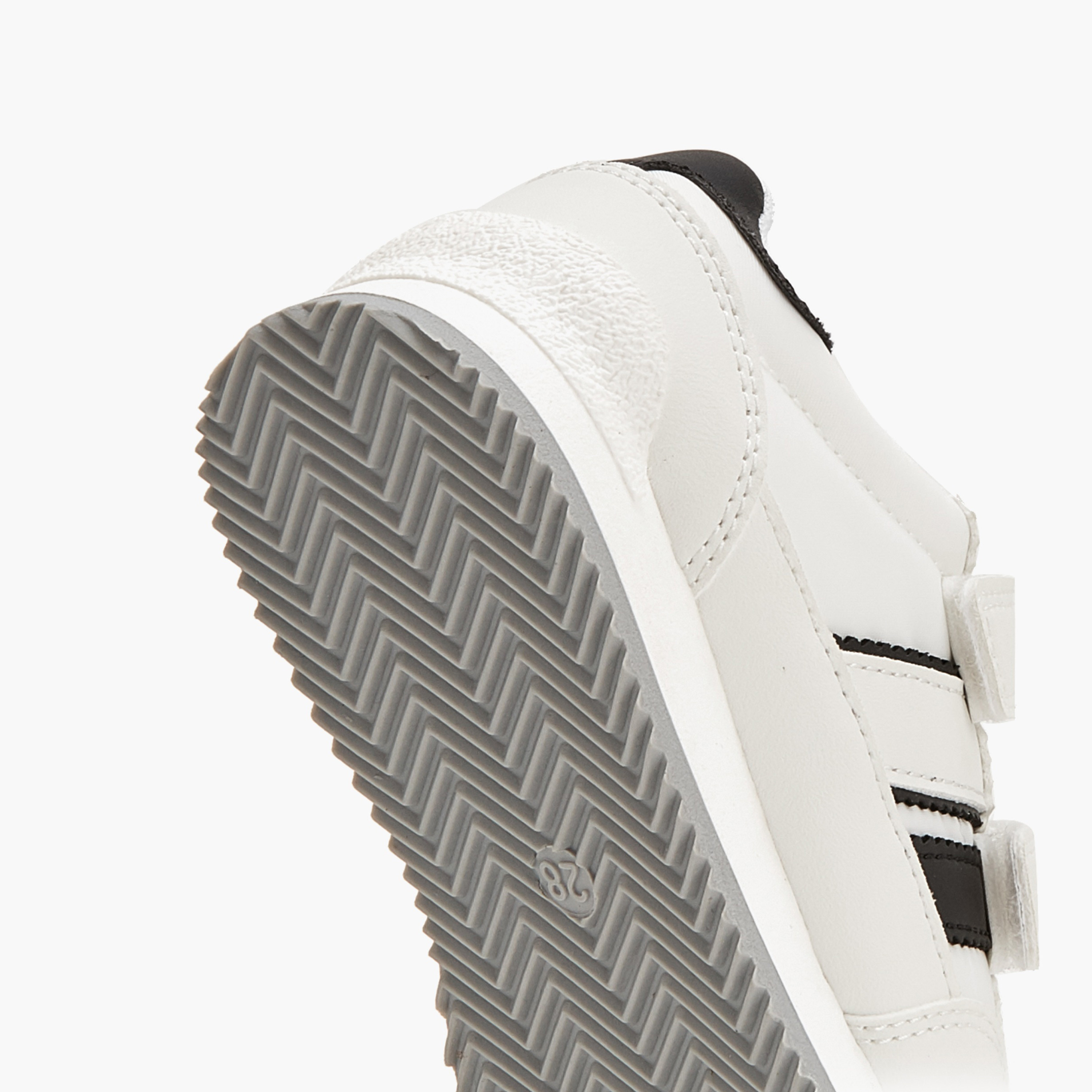 حذاء بشريط إغلاق للأطفال من جونيورز-boys-shoes-sneakers-image-5