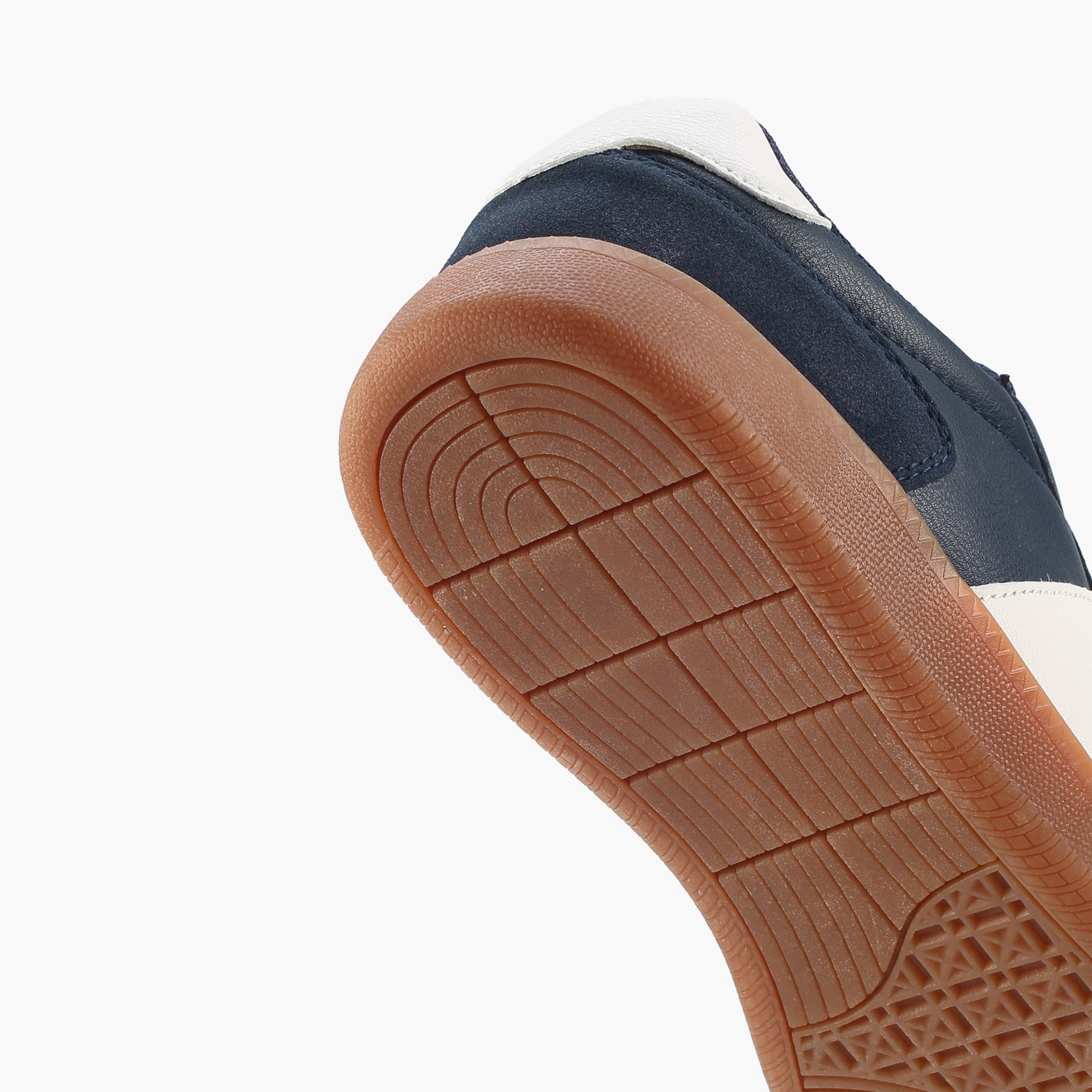 حذاء سنيكرز طول الكاحل برباط إغلاق للرجال من أل بي أل من شو إكسبريس-men-shoes-sneakers-image-10