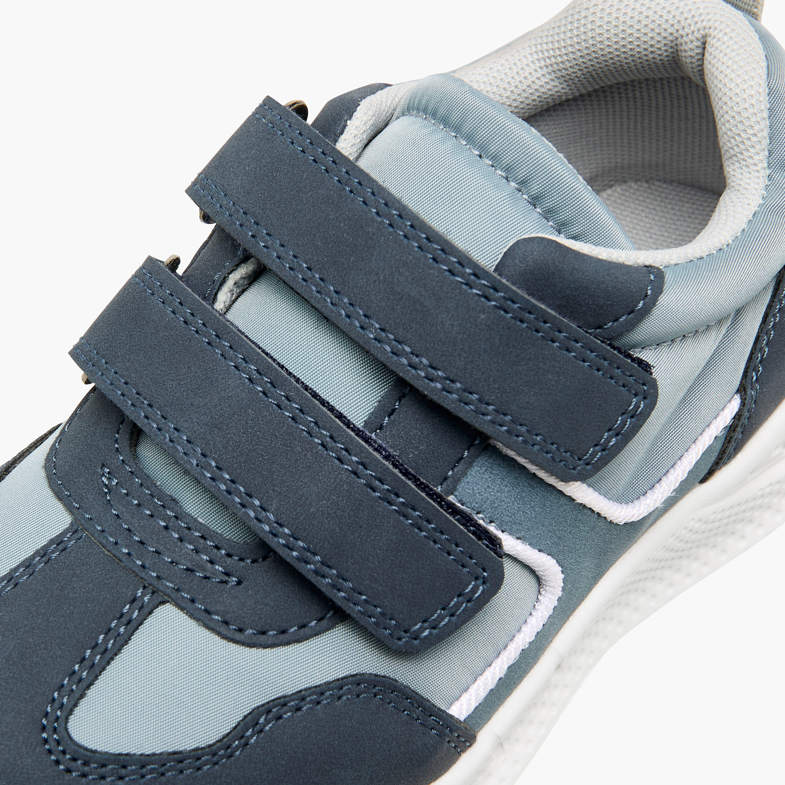 حذاء سنيكرز متعدد التصاميم بشريط إغلاق لاصق من جونيورز-boys-shoes-sneakers-image-4