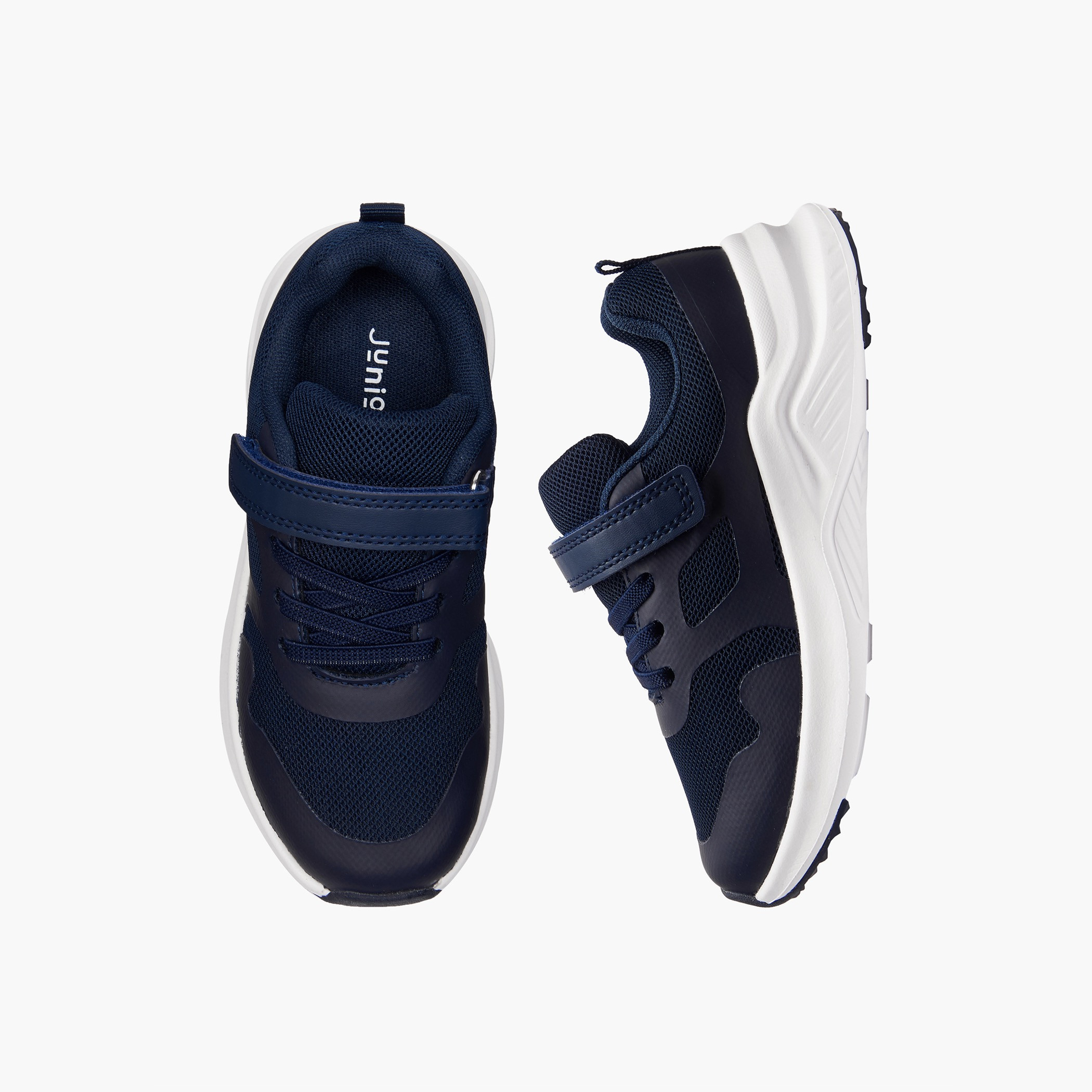 حذاء سنيكرز بشريط إغلاق لاصق للأولاد من جونيورز-boys-shoes-sneakers-image-1