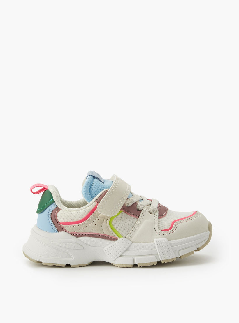 حذاء سنيكرز بشريط إغلاق لاصق للبنات من جونيورز-girls-shoes-sneakers-image-3