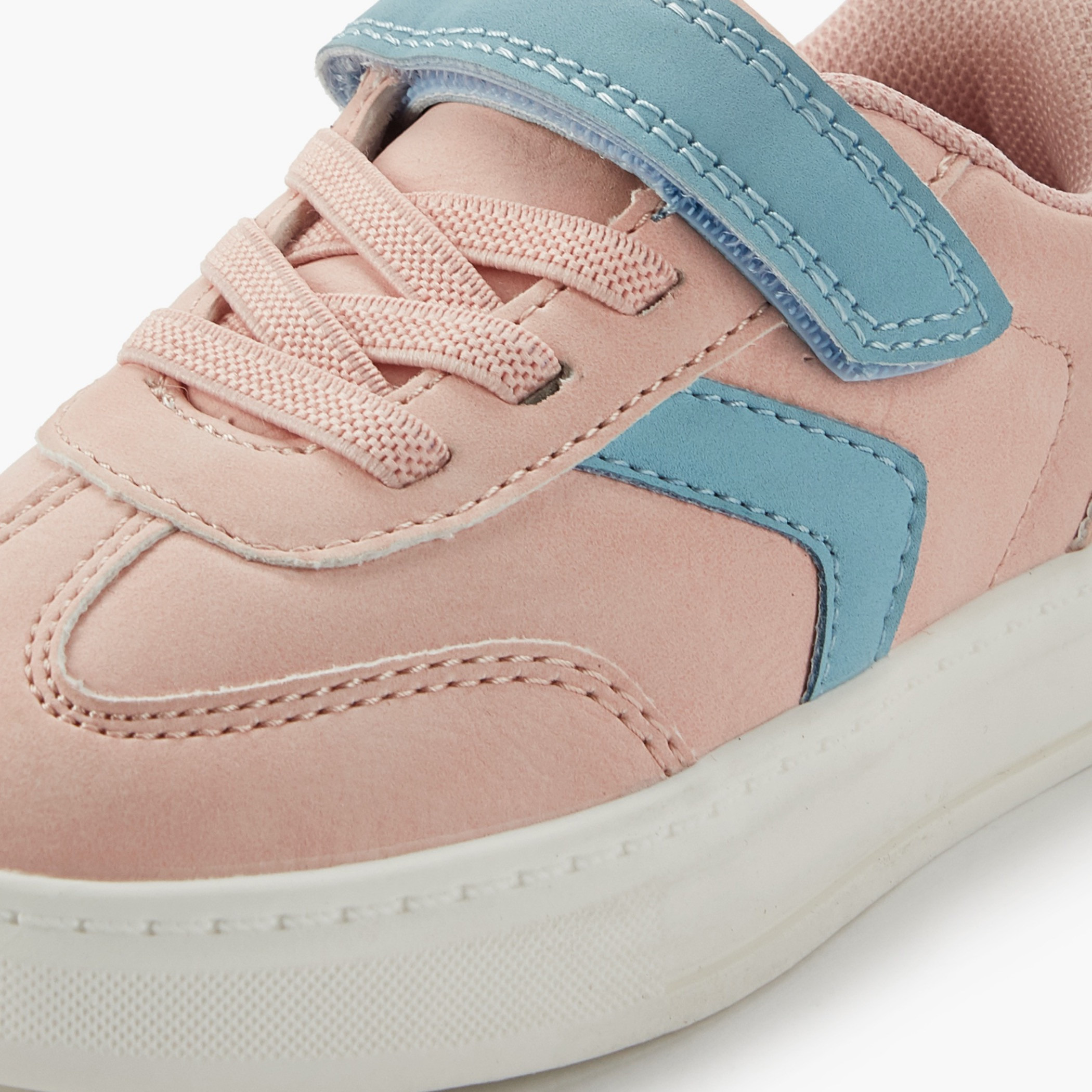 حذاء سنيكرز طول الكاحل بشريط إغلاق لاصق للبنات من جونيورز-girls-shoes-sneakers-image-4