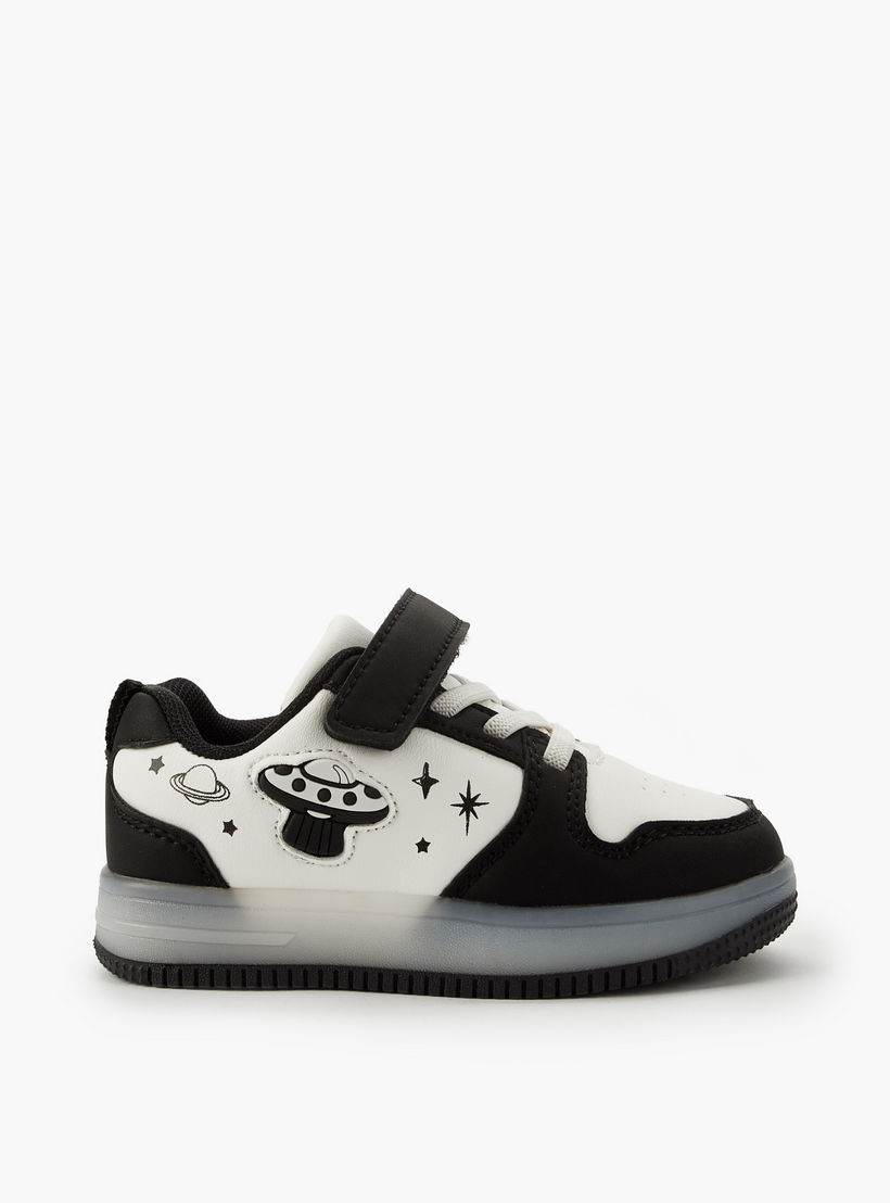 حذاء سنيكرز مضئ بطول الكاحل وشريط إغلاق لاصق للأولاد من جونيورز-boys-shoes-sneakers-image-3