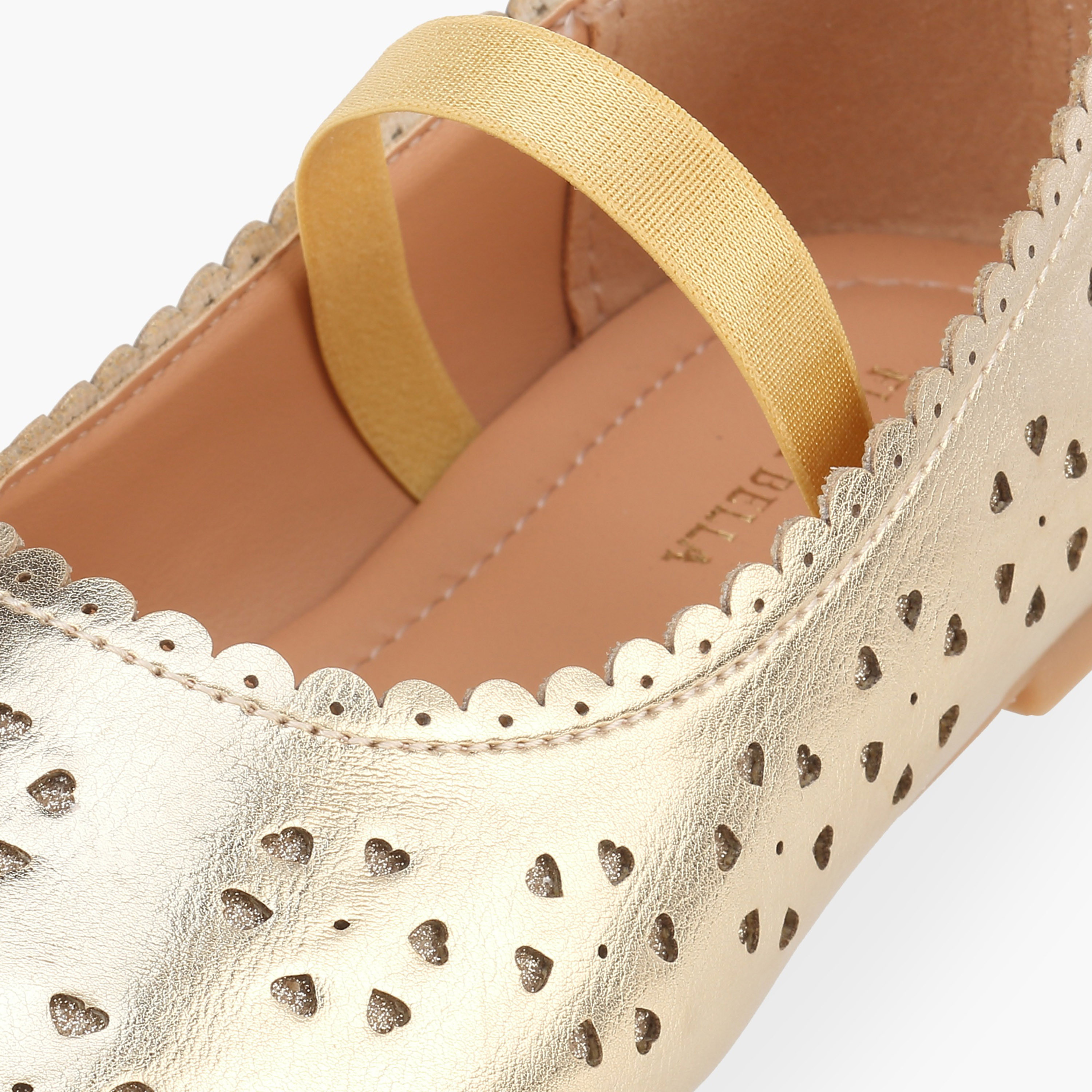 حذاء باليرينا بتفاصيل قلوب مفرغة للبنات من فلورا بيلا-girls-shoes-ballerinas-image-4