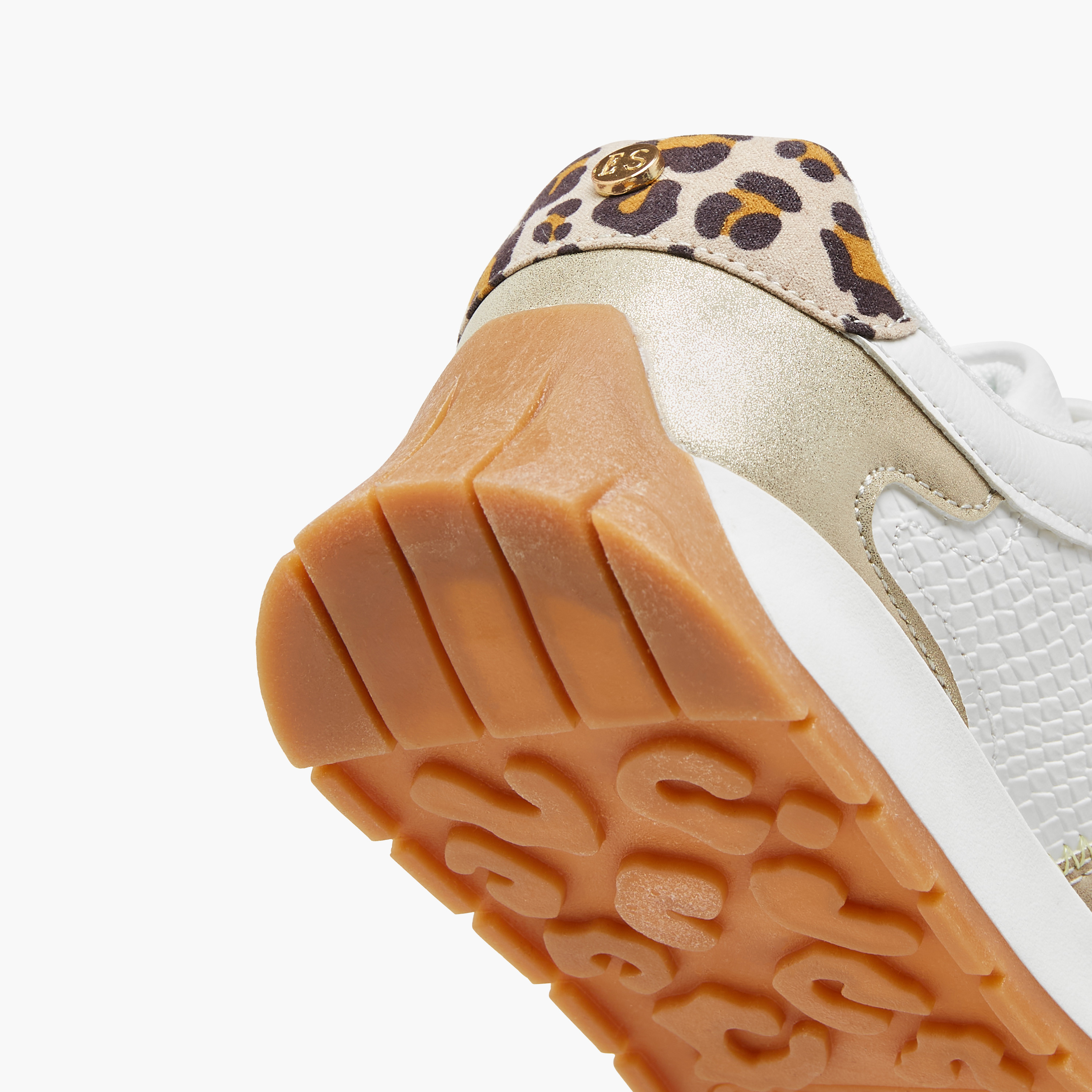 حذاء سنيكرز برباط إغلاق للنساء من إيل-women-shoes-sneakers-image-5