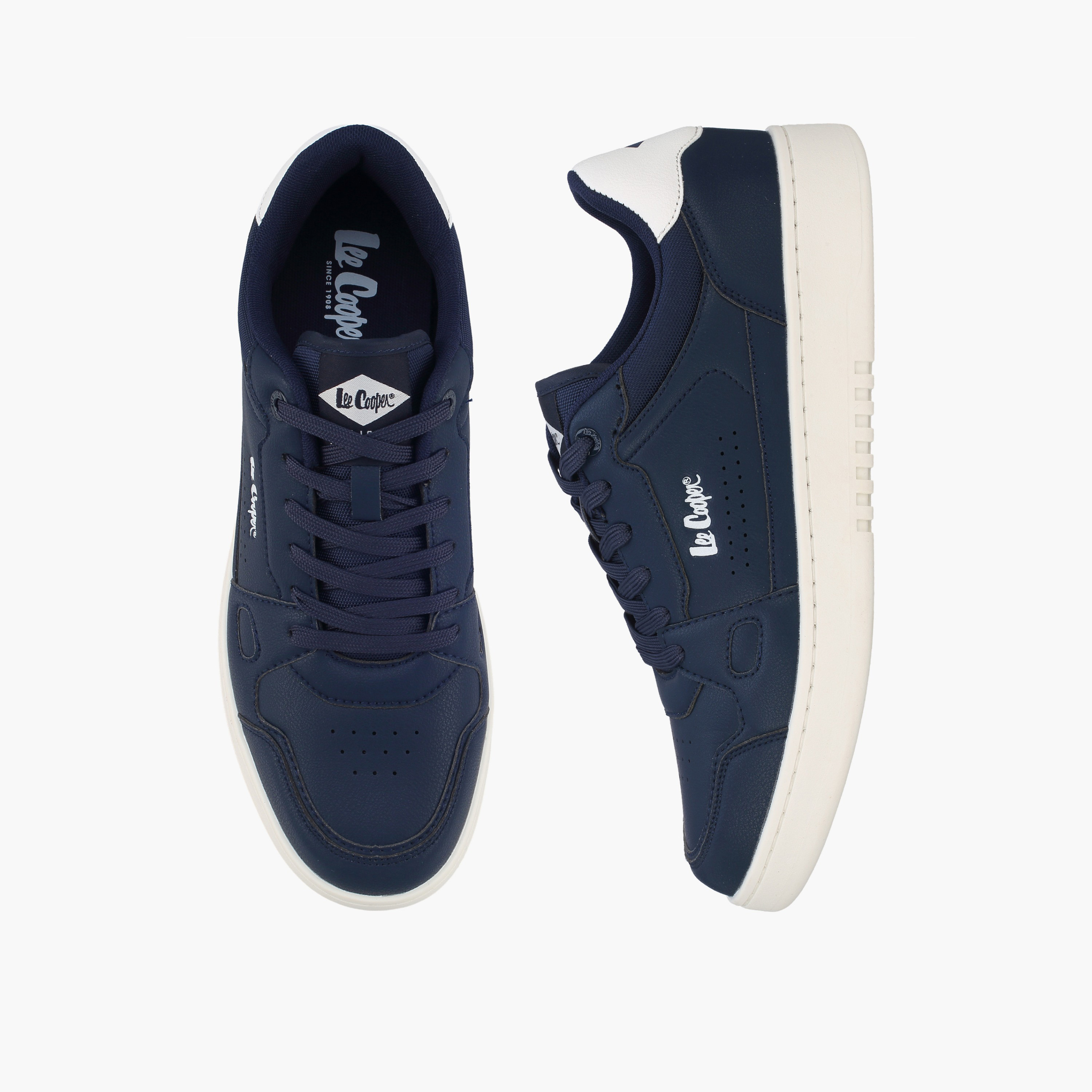حذاء سنيكرز بطول الكاحل ورباط إغلاق للرجال من لي كوبر-men-shoes-sneakers-image-1