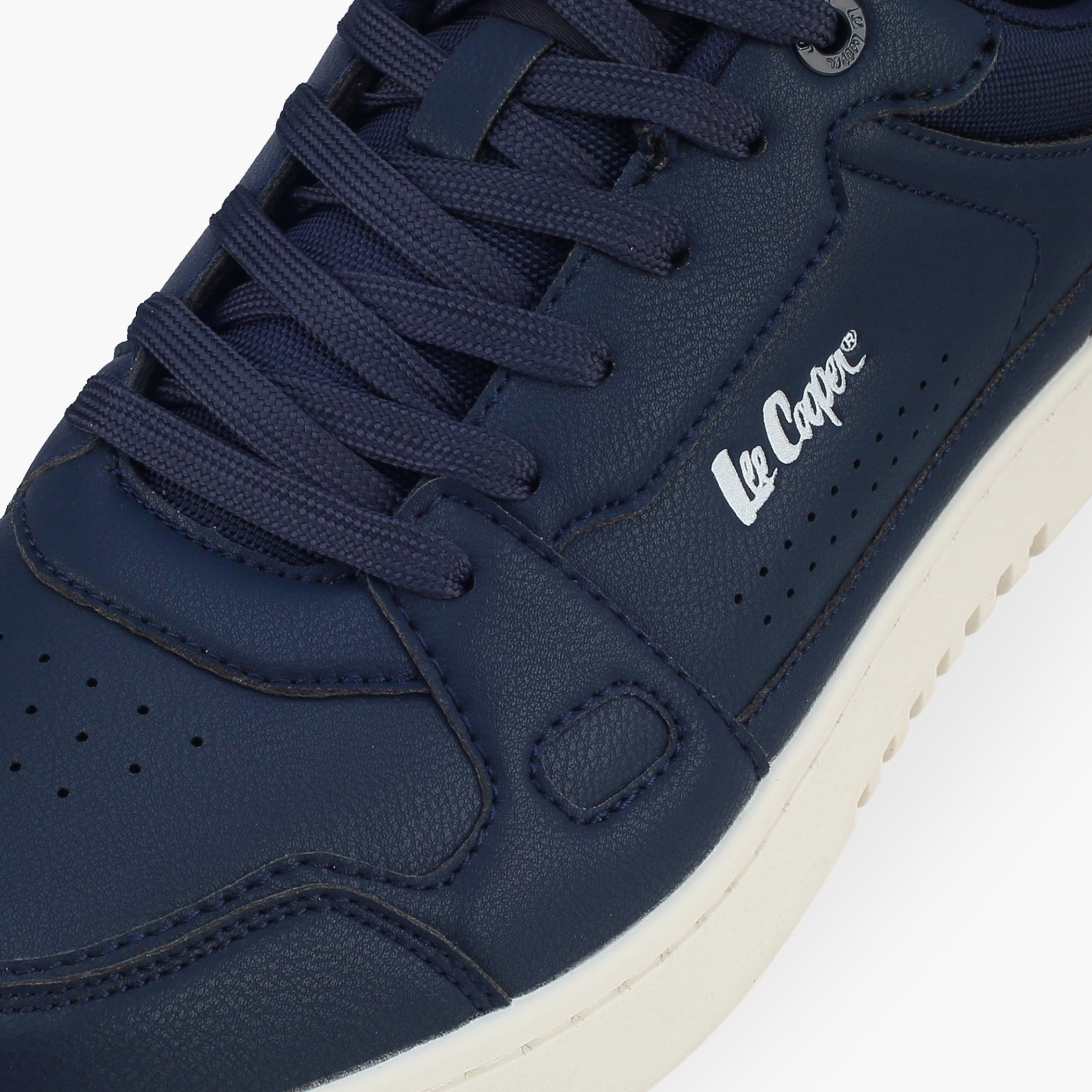 حذاء سنيكرز بطول الكاحل ورباط إغلاق للرجال من لي كوبر-men-shoes-sneakers-image-4