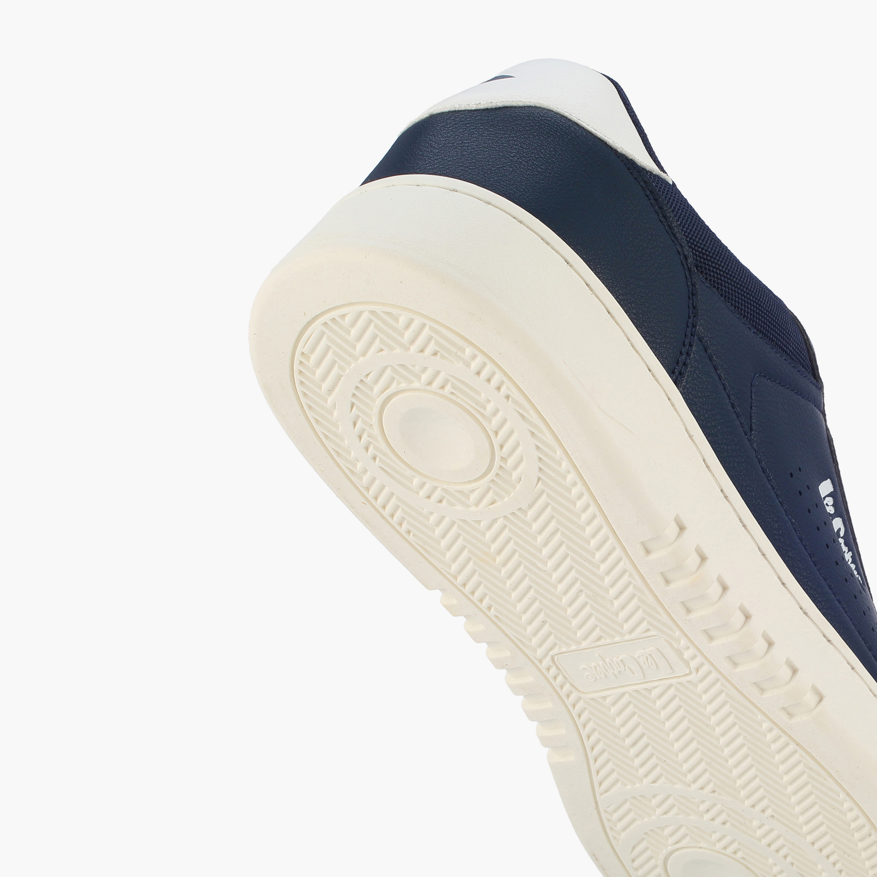حذاء سنيكرز بطول الكاحل ورباط إغلاق للرجال من لي كوبر-men-shoes-sneakers-image-5