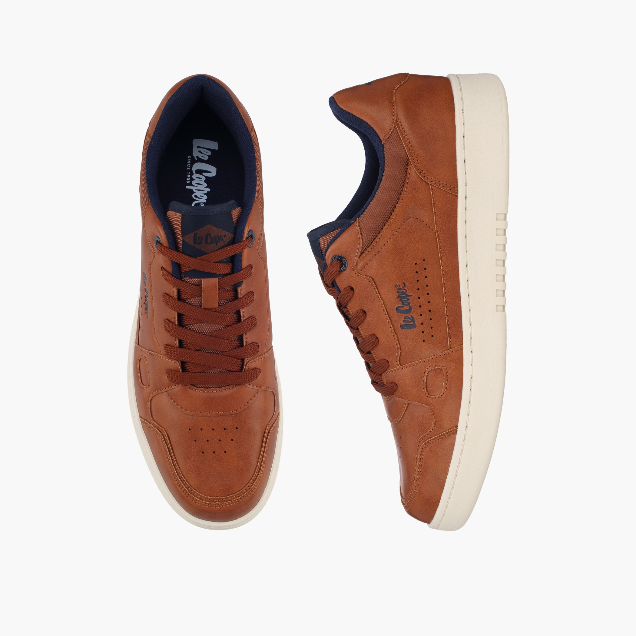 حذاء سنيكرز بطول الكاحل ورباط إغلاق للرجال من لي كوبر-men-shoes-sneakers-image-1