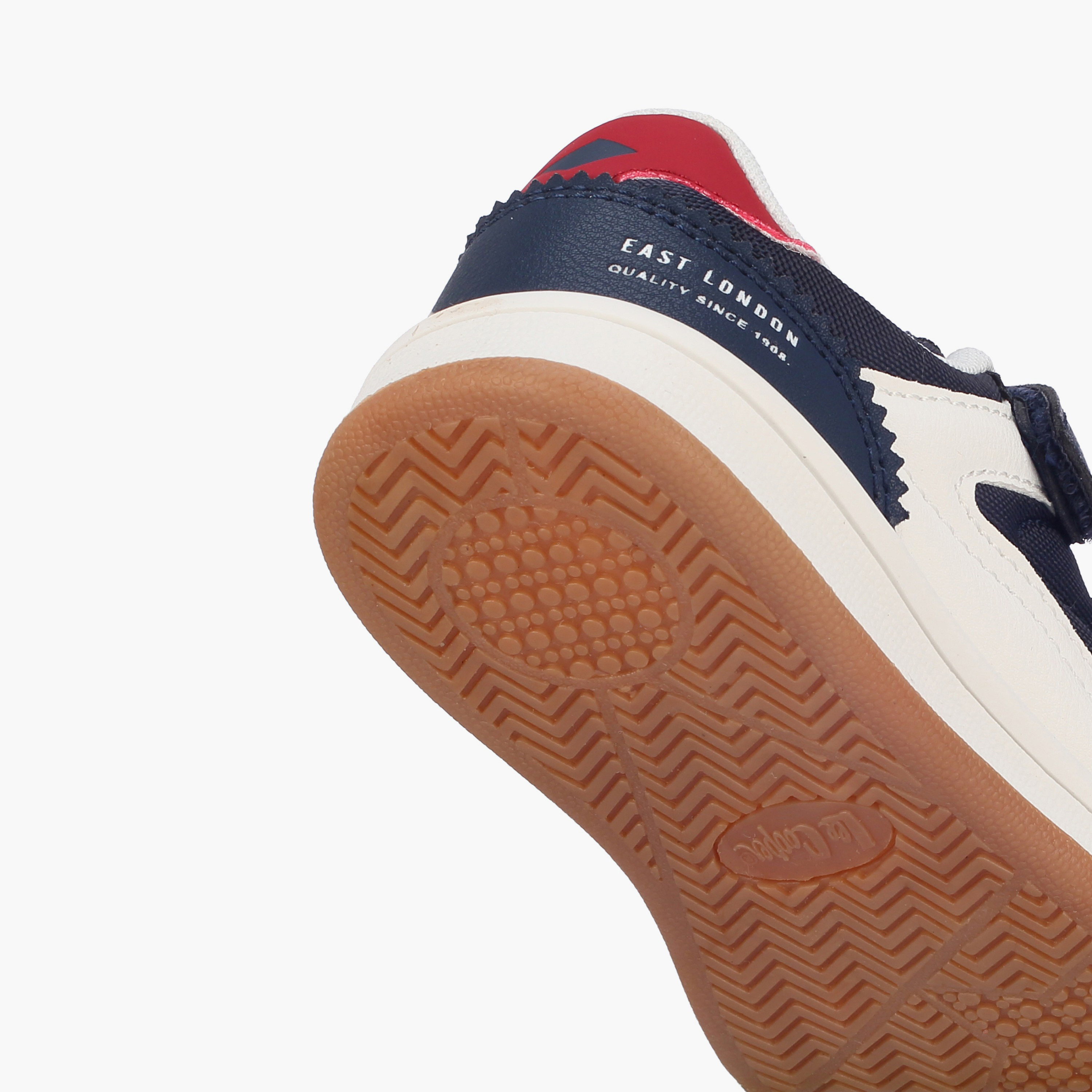 حذاء للأولاد بشريط لاصق مريح من لي كوبر-boys-shoes-sneakers-image-5