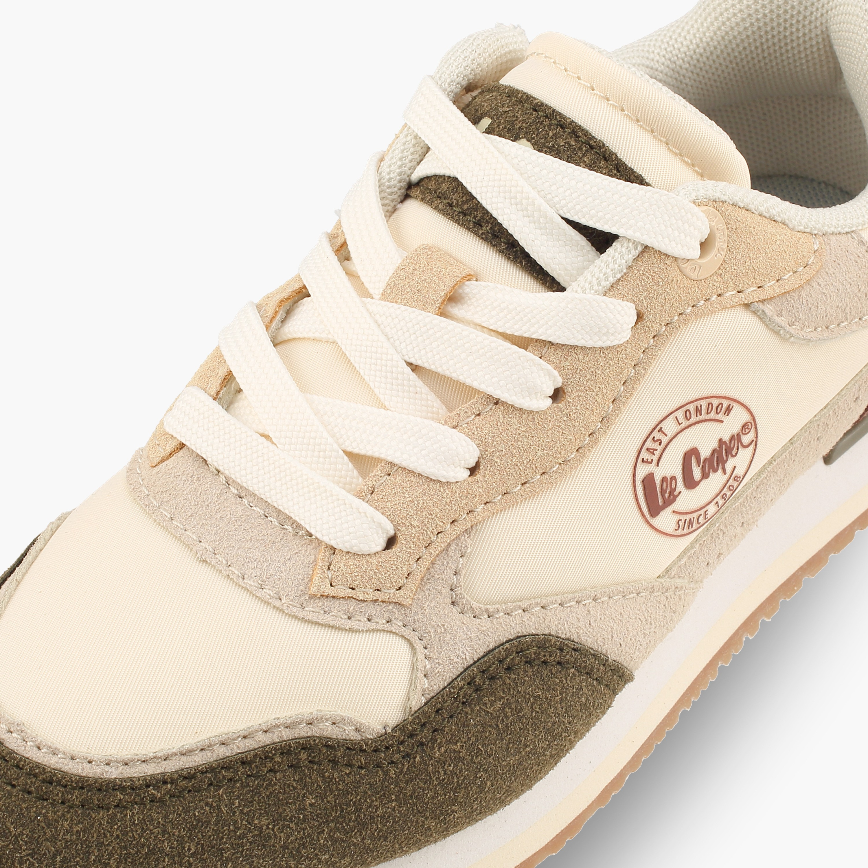 حذاء سنيكرز بقوالب ملونة وطول الكاحل ورباط إغلاق للبنات من لي كوبر-girls-shoes-sneakers-image-4