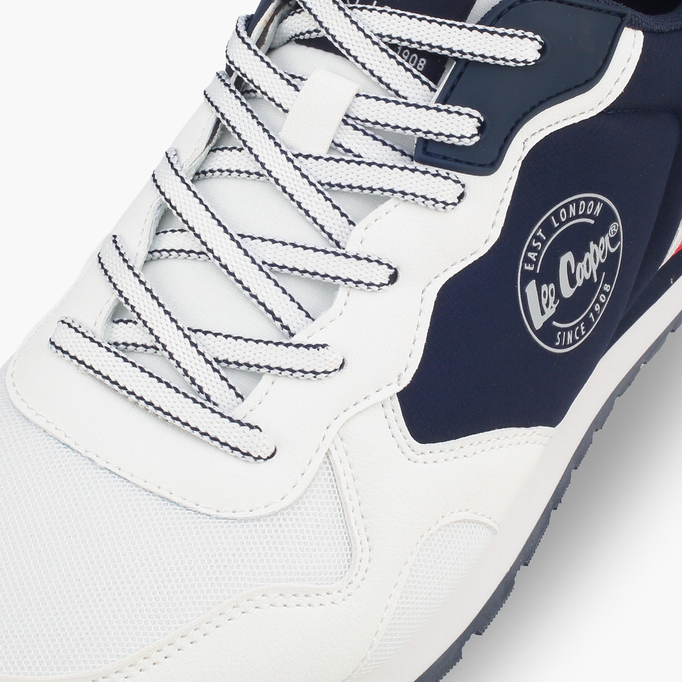 حذاء سنيكرز برباط إغلاق وطبعات شعار للرجال لي كوبر-men-shoes-sneakers-image-4