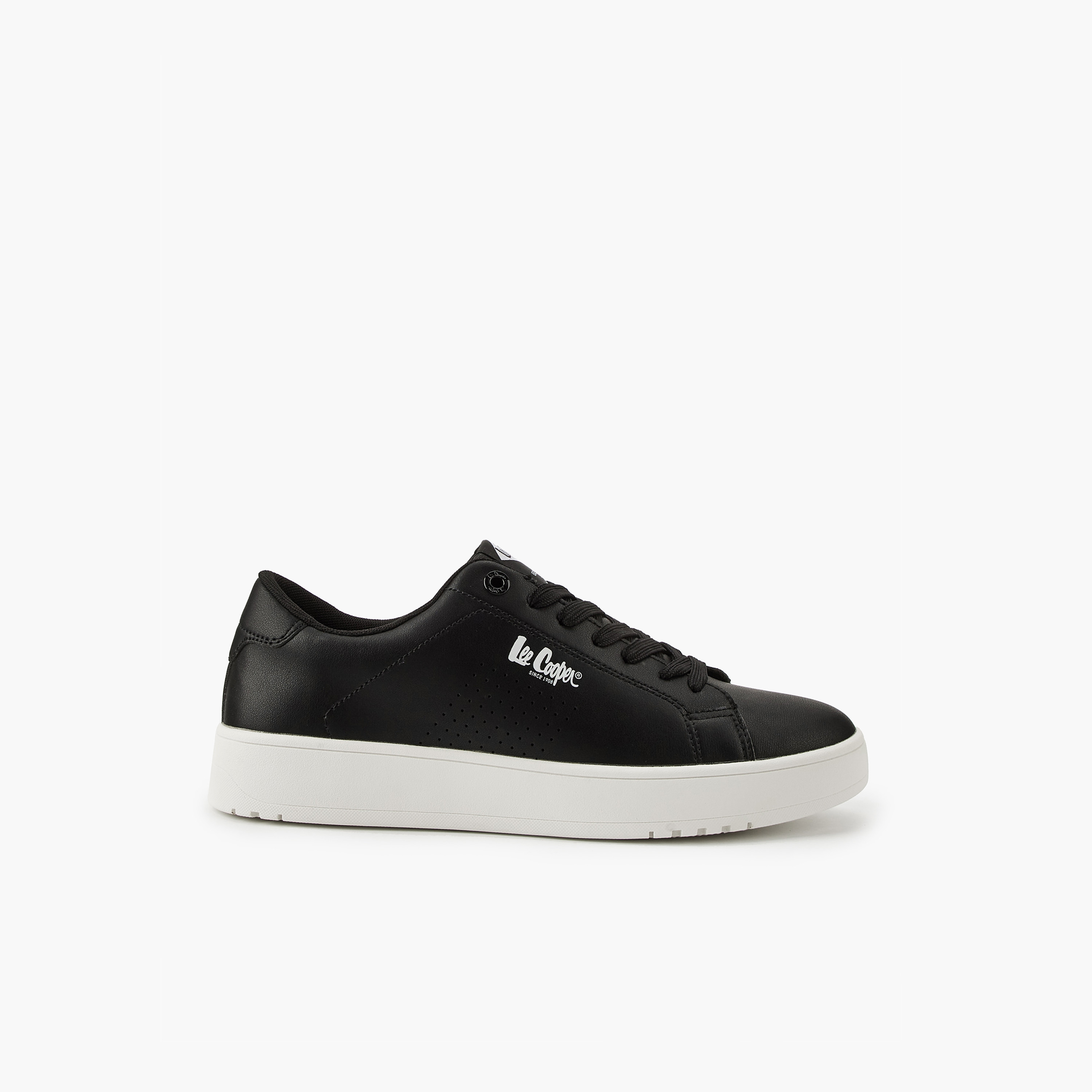 حذاء سنيكرز بثقوب ورباط إغلاق أورثولايت للرجال من لي كوبر-men-shoes-sneakers-image-2