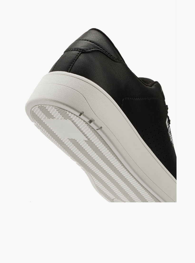 حذاء سنيكرز بثقوب ورباط إغلاق أورثولايت للرجال من لي كوبر-men-shoes-sneakers-image-5