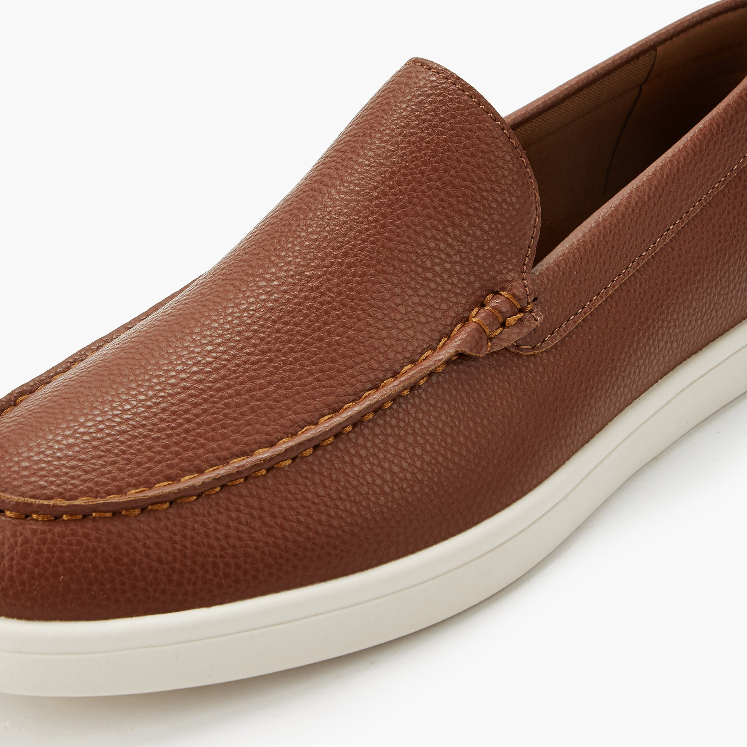 حذاء سهل الارتداء بارز الملمس للرجال من إل بي إل من شو إكسبرس-men-shoes-loafersandmoccasins-image-5