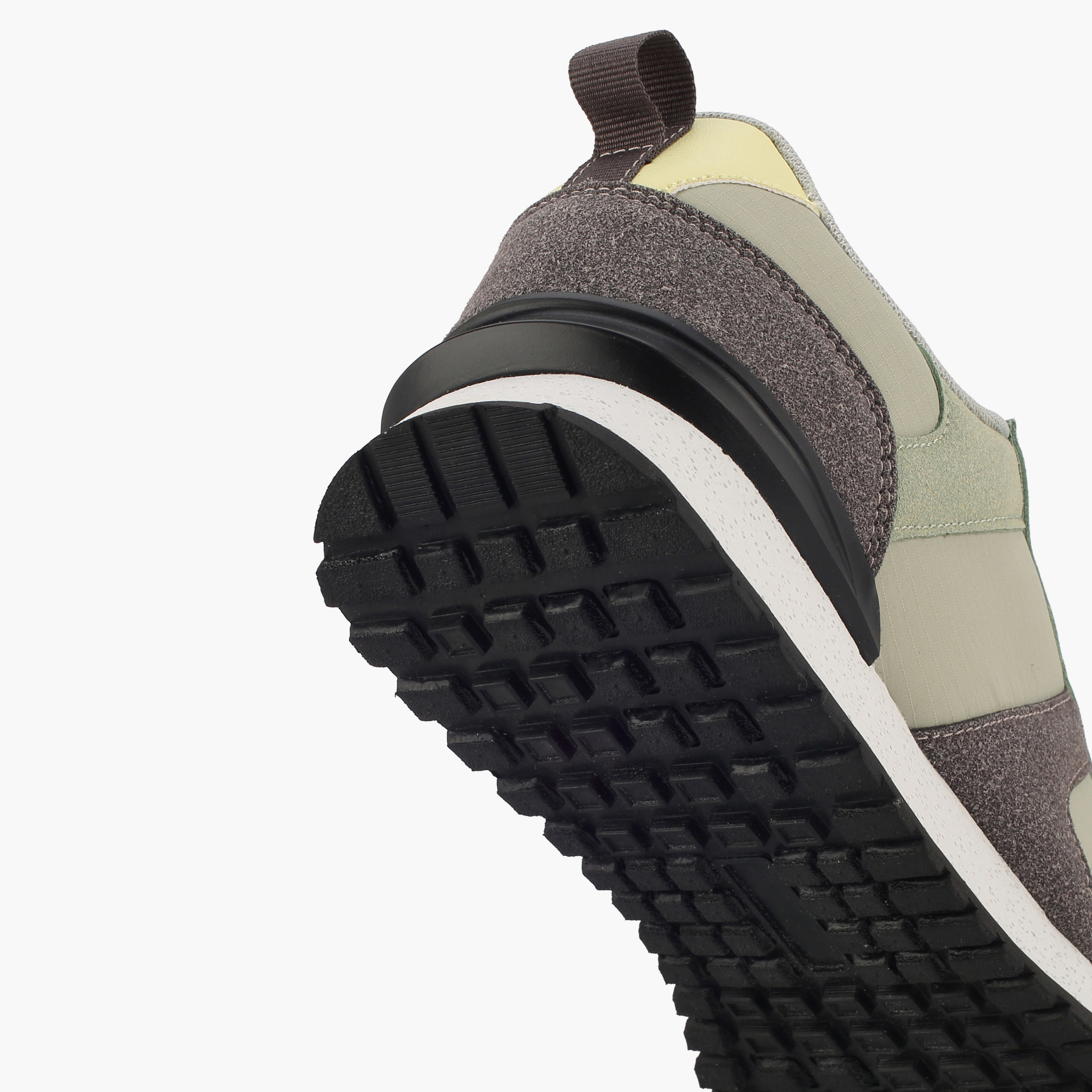 حذاء سنيكرز طول الكاحل بارز الملمس برباط للرجال من أل بي أل من شو إكسبريس-men-shoes-sneakers-image-5