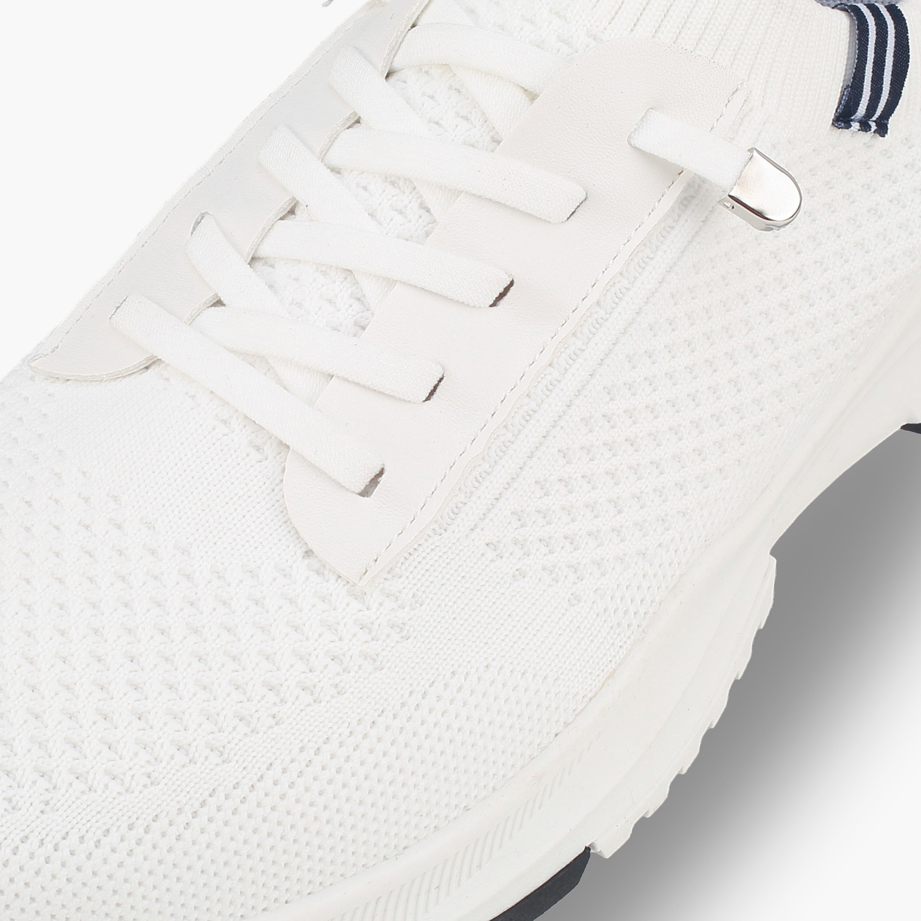 حذاء سنيكرز للكاحل برباط إغلاق للرجال من إل بي إل من شو إكسبريس-men-shoes-sneakers-image-4