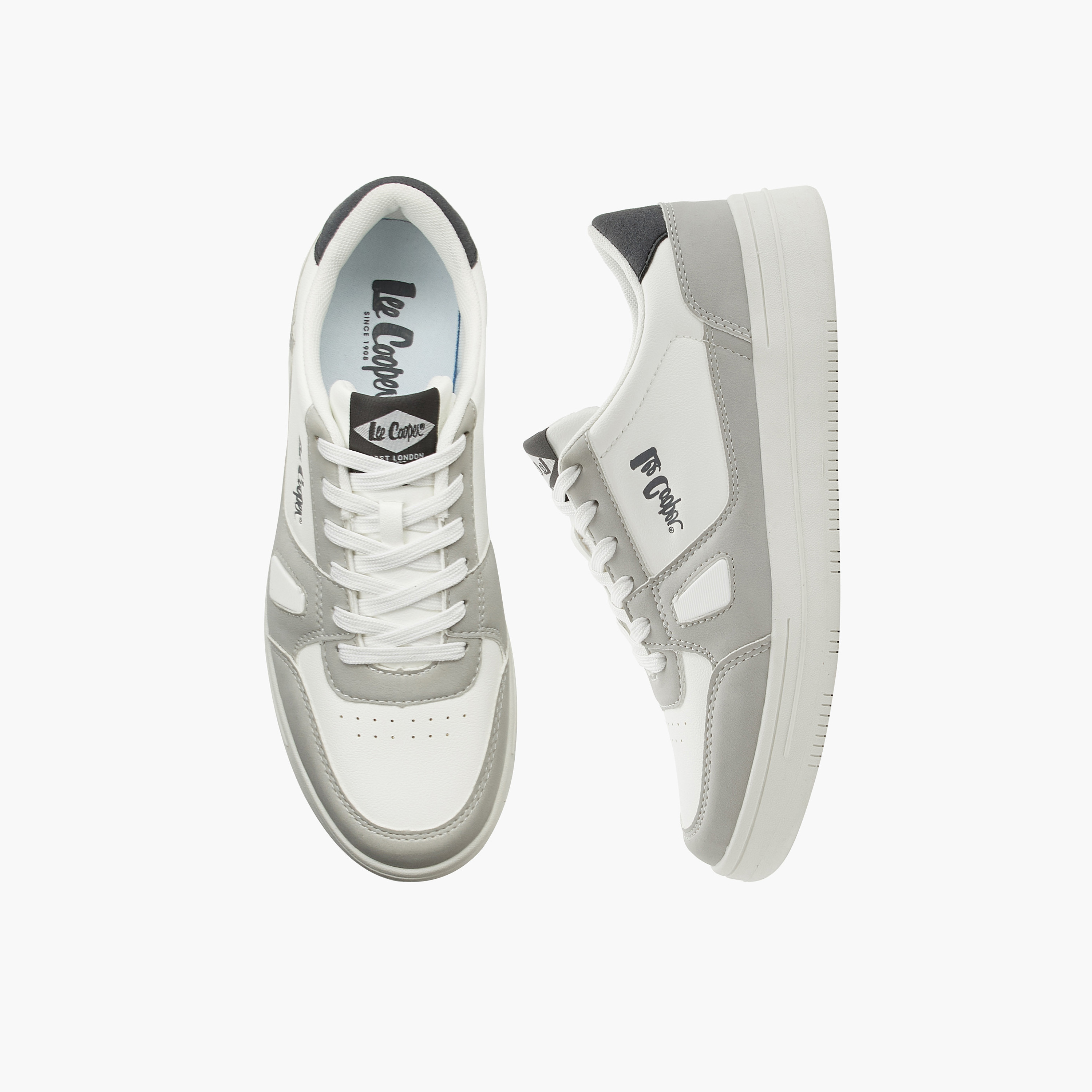 حذاء سنيكرز بطول الكاحل ورباط إغلاق للنساء من لي كوبر-women-shoes-sneakers-image-1