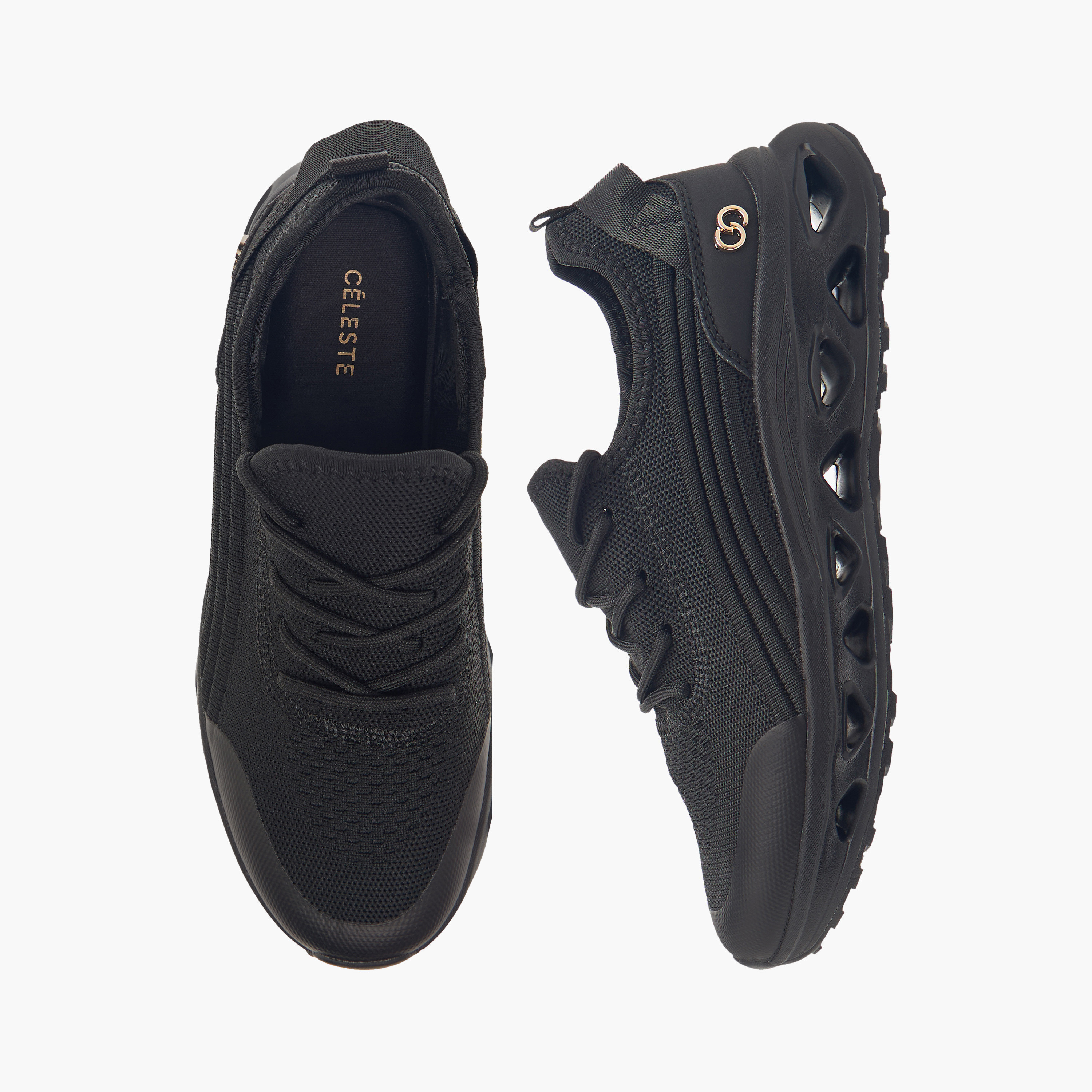 حذاء سنيكرز شبكي بارز الملمس برباط إغلاق للنساء من سيليست-women-shoes-sneakers-image-1