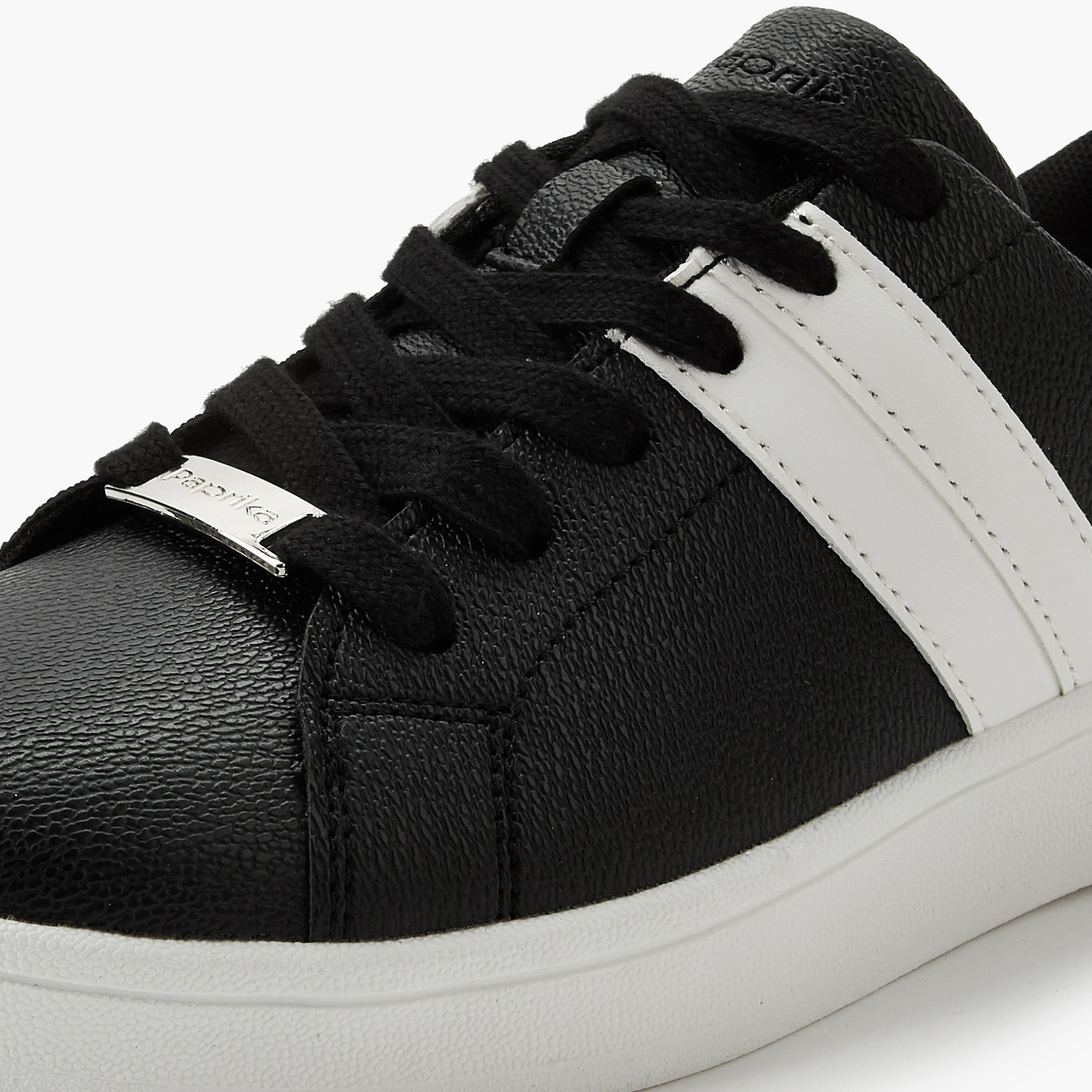 حذاء سنيكرز بطول الكاحل برباط إغلاق للنساء من بابريكا-women-shoes-sneakers-image-4