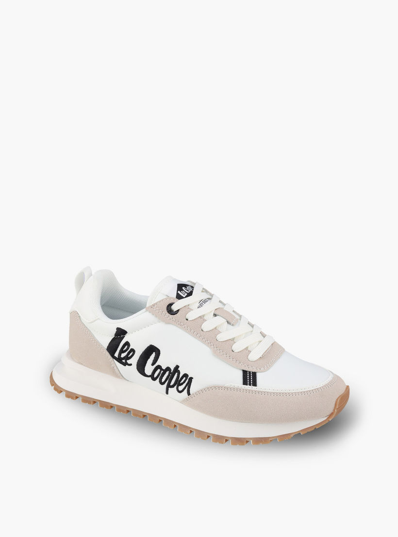حذاء سنيكرز بطول الكاحل ورباط إغلاق للنساء من لي كوبر-women-shoes-sneakers-image-2