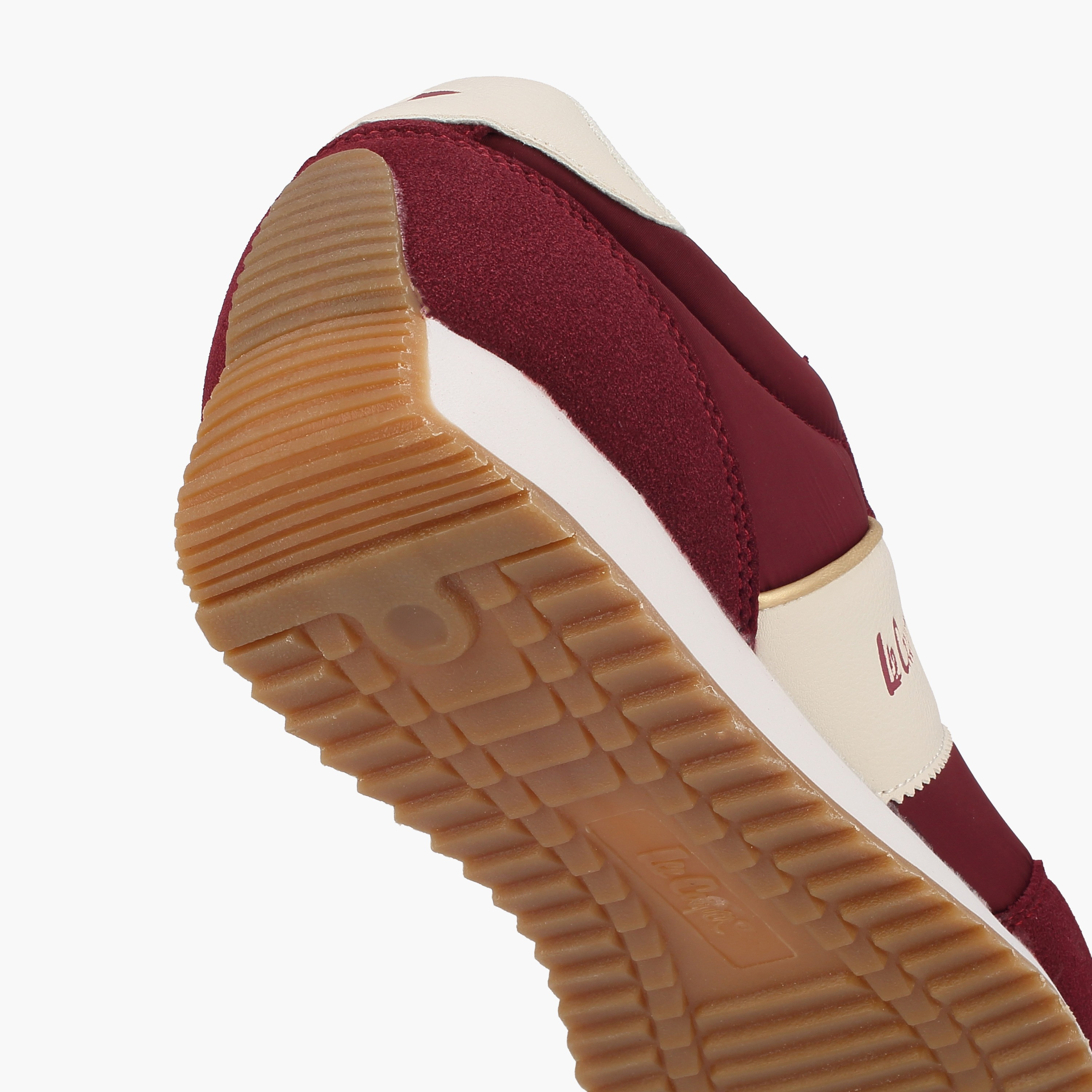 حذاء سنيكرز بطول الكاحل ورباط إغلاق للنساء من لي كوبر-women-shoes-sneakers-image-5