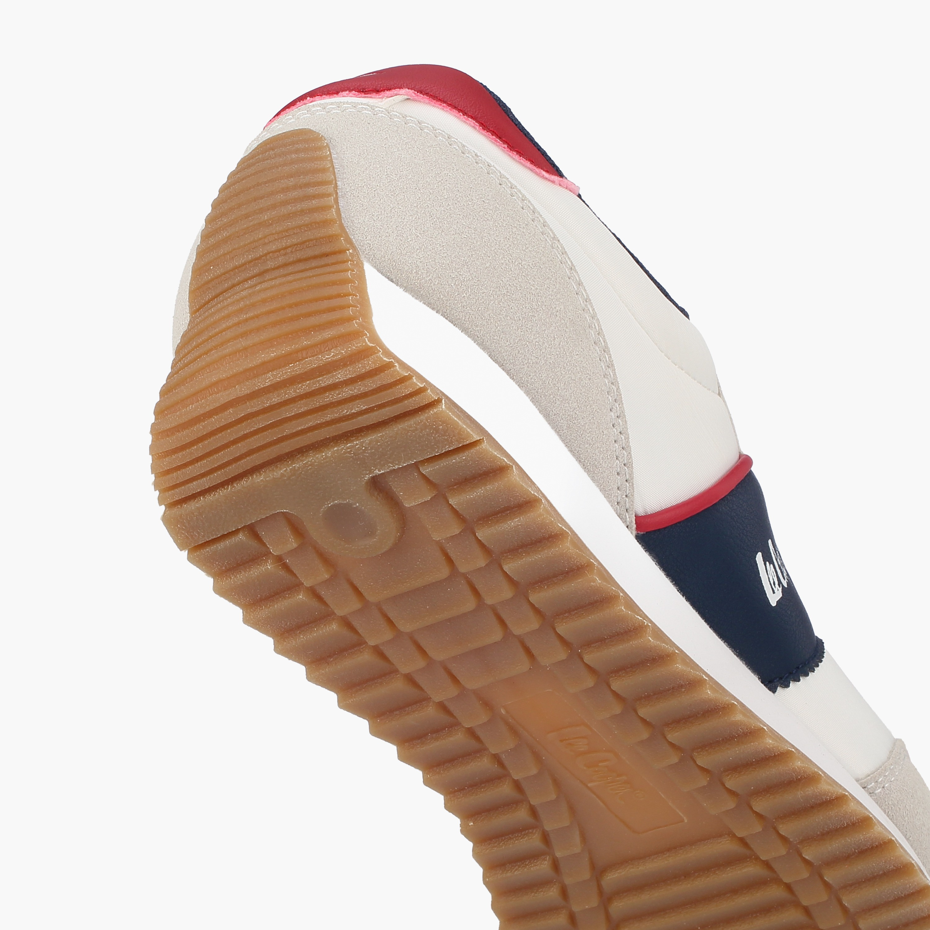 حذاء سنيكرز بطول الكاحل ورباط إغلاق للنساء من لي كوبر-women-shoes-sneakers-image-5