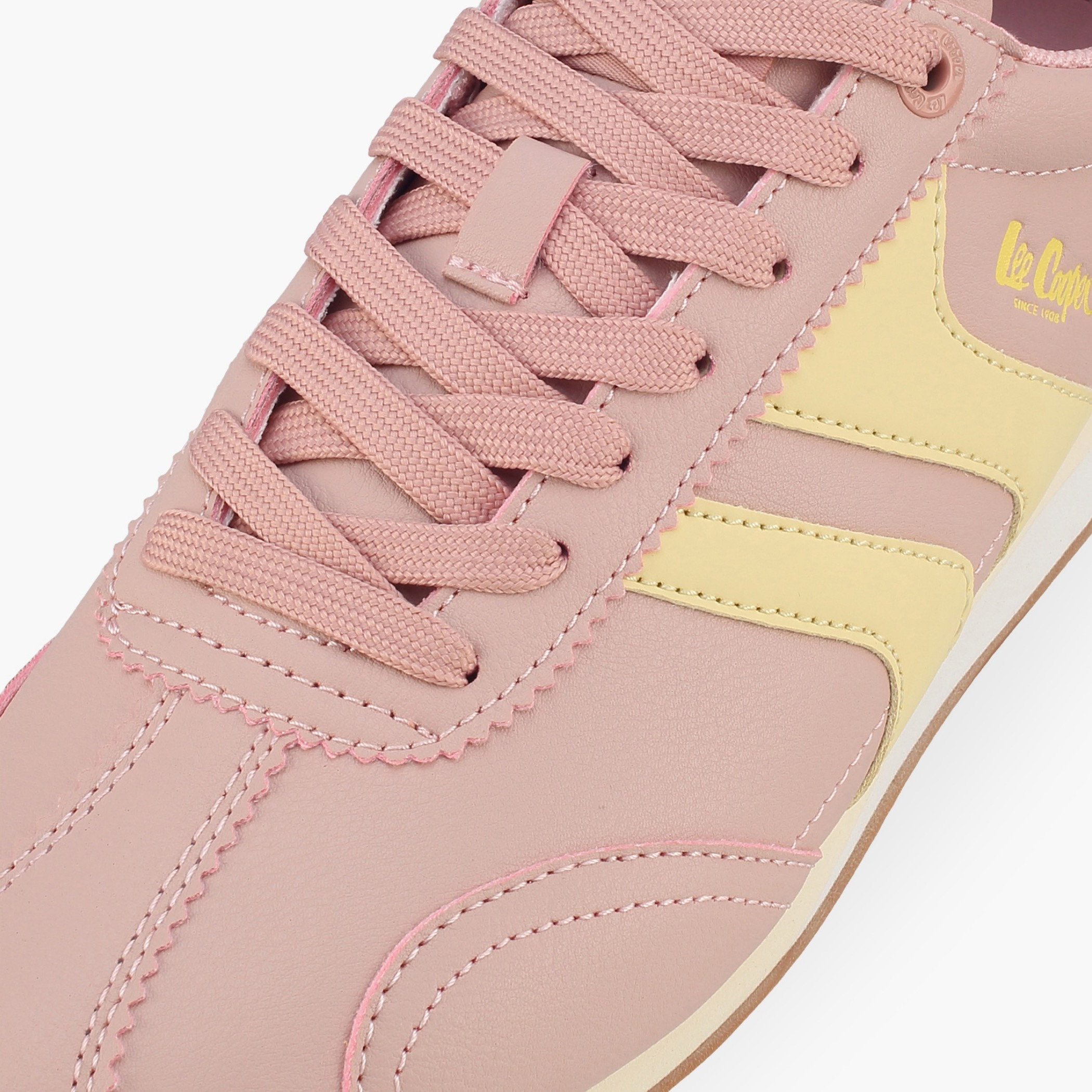 حذاء سنيكرز طول الكاحل برباط للنساء من لي كوبر-women-shoes-sneakers-image-4