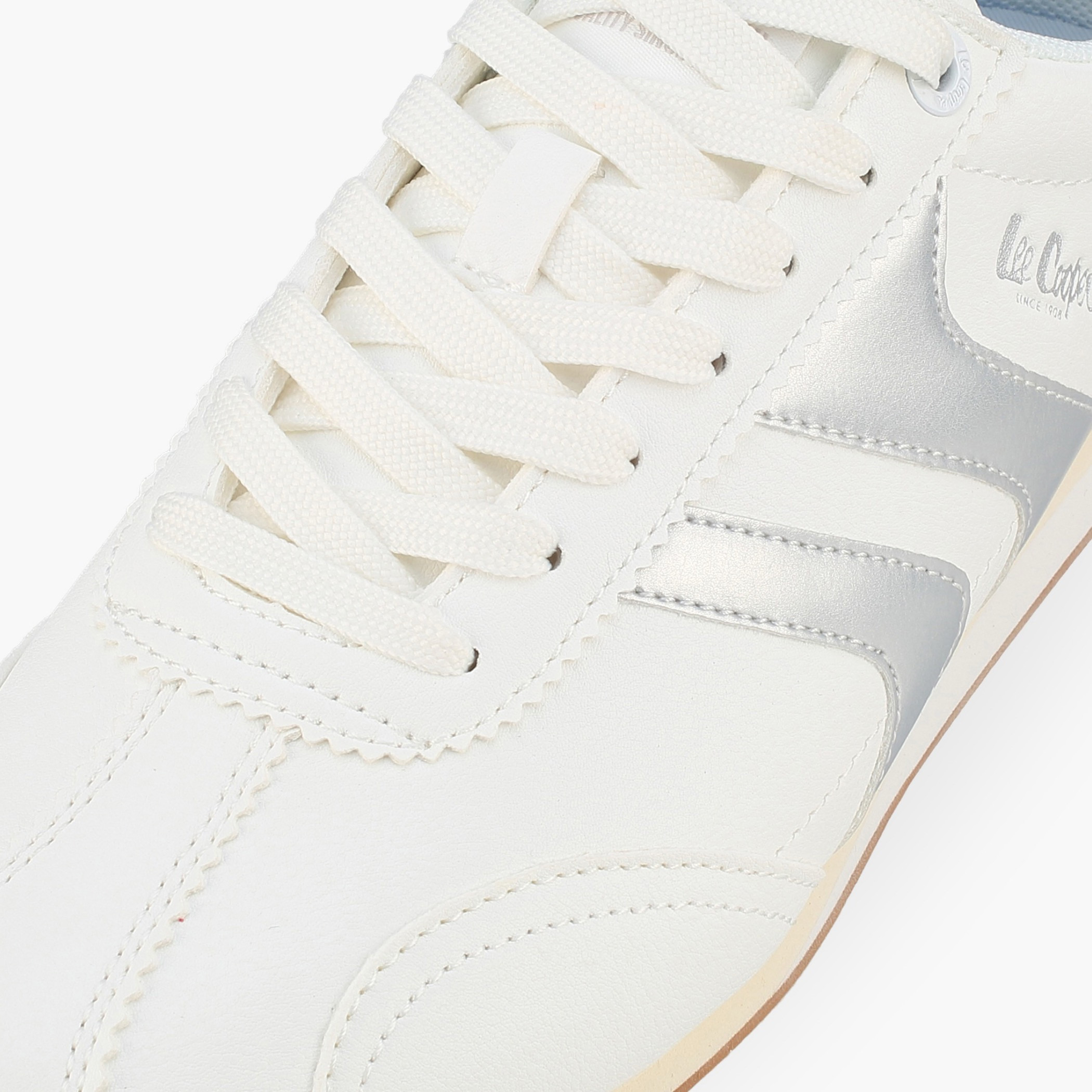حذاء سنيكرز طول الكاحل برباط للنساء من لي كوبر-women-shoes-sneakers-image-4