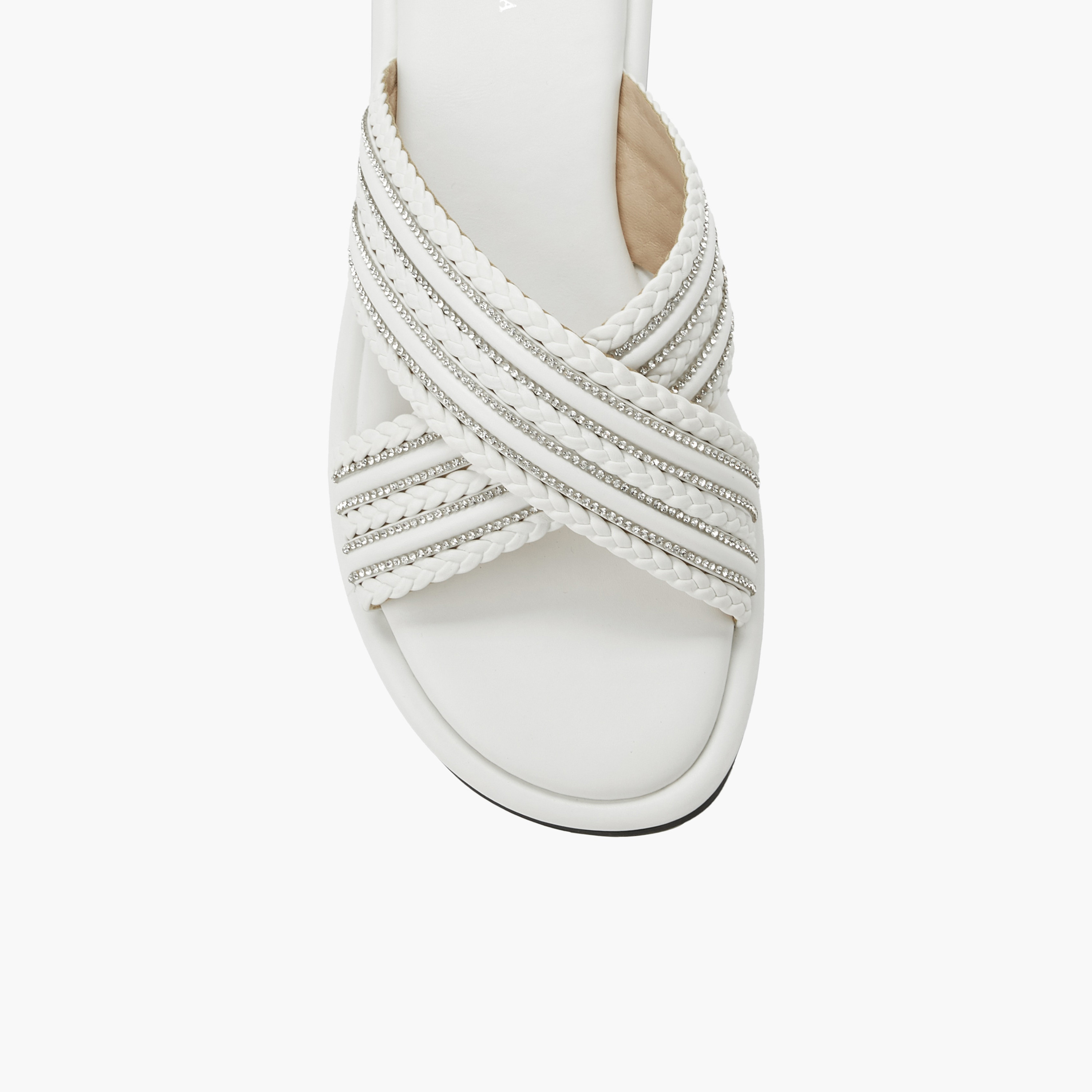 صندل مزين بحزام متقاطع للنساء من فلورا بيلا-women-shoes-flats-sandals-image-5